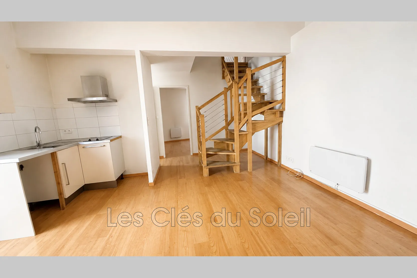 Maison de village avec grand garage à Camps-la-Source - Opportunité à saisir