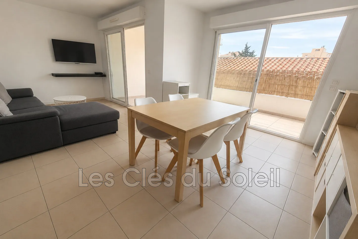 A vendre appartement 3 pièces à Toulon Ouest avec terrasse et parking privé
