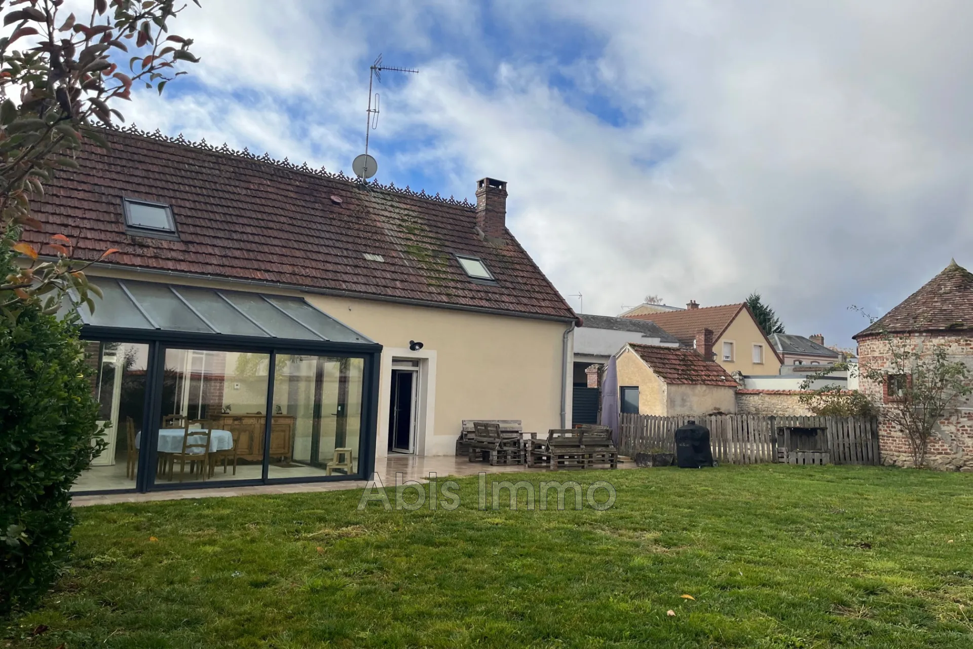 A vendre maison rénovée de 152 m² avec jardin et dependance à Les Villages Vovésens