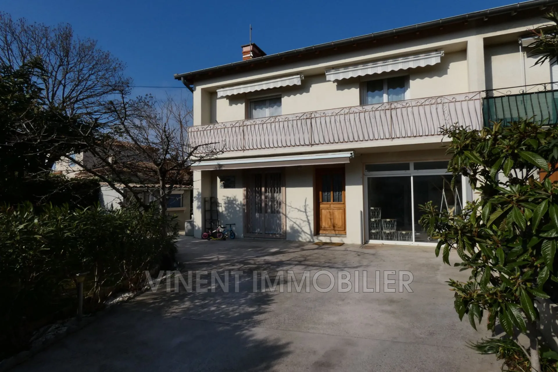 Maison à vendre de 88 m² avec jardin et sous-sol à Montélimar