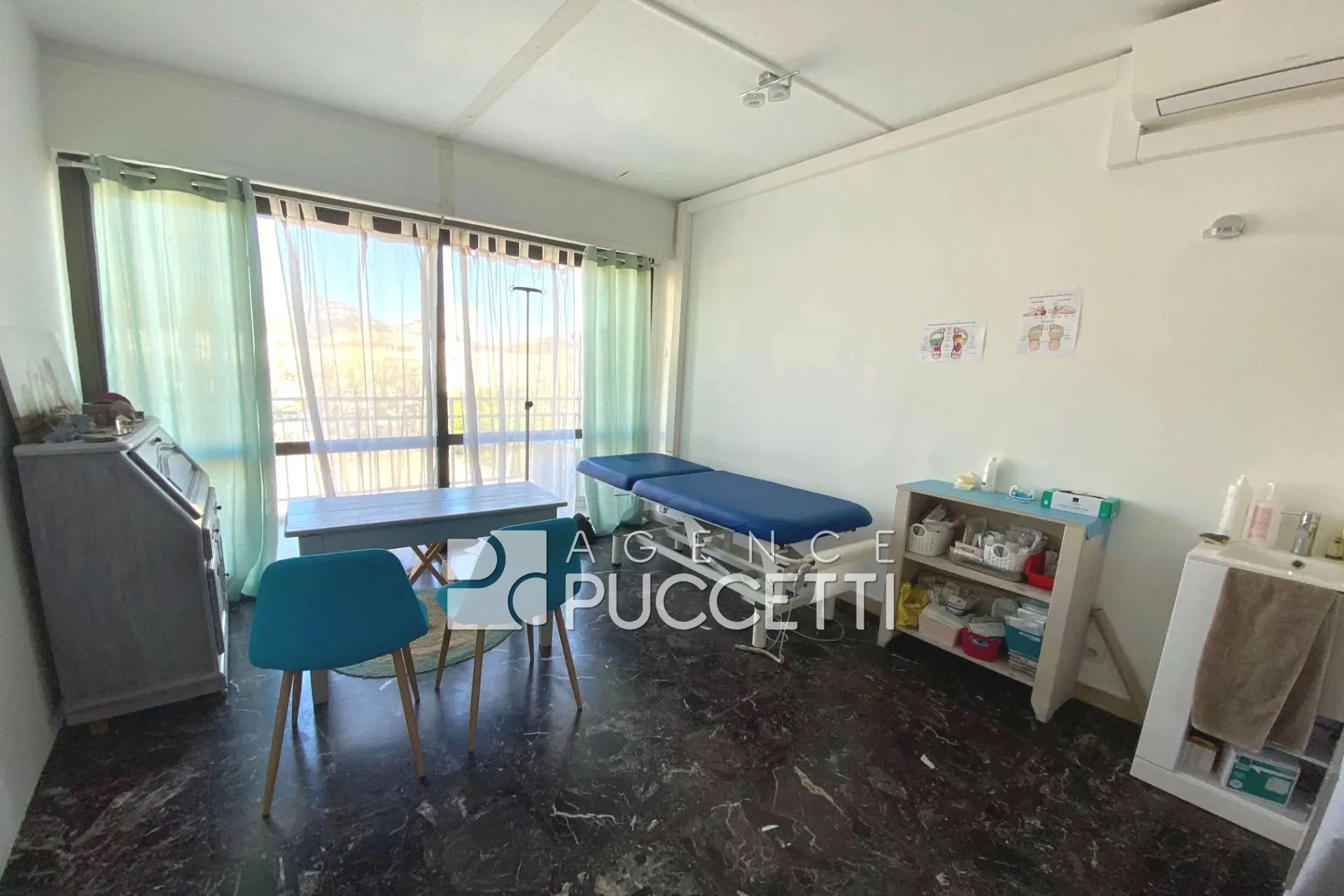 Studio à VENCE avec vue sur les Baous, balcon et cave - Ideal pour investissement ou première résidence