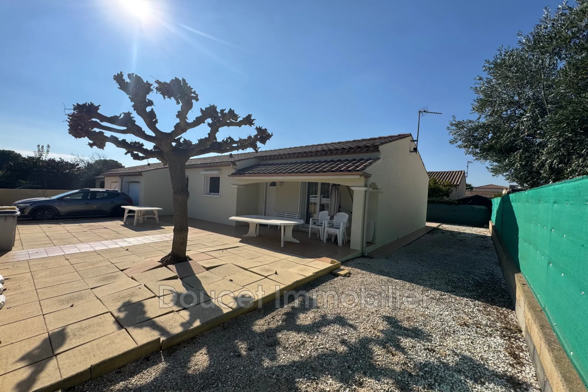Vente villa F4 à Montady proche Béziers avec parking et garage