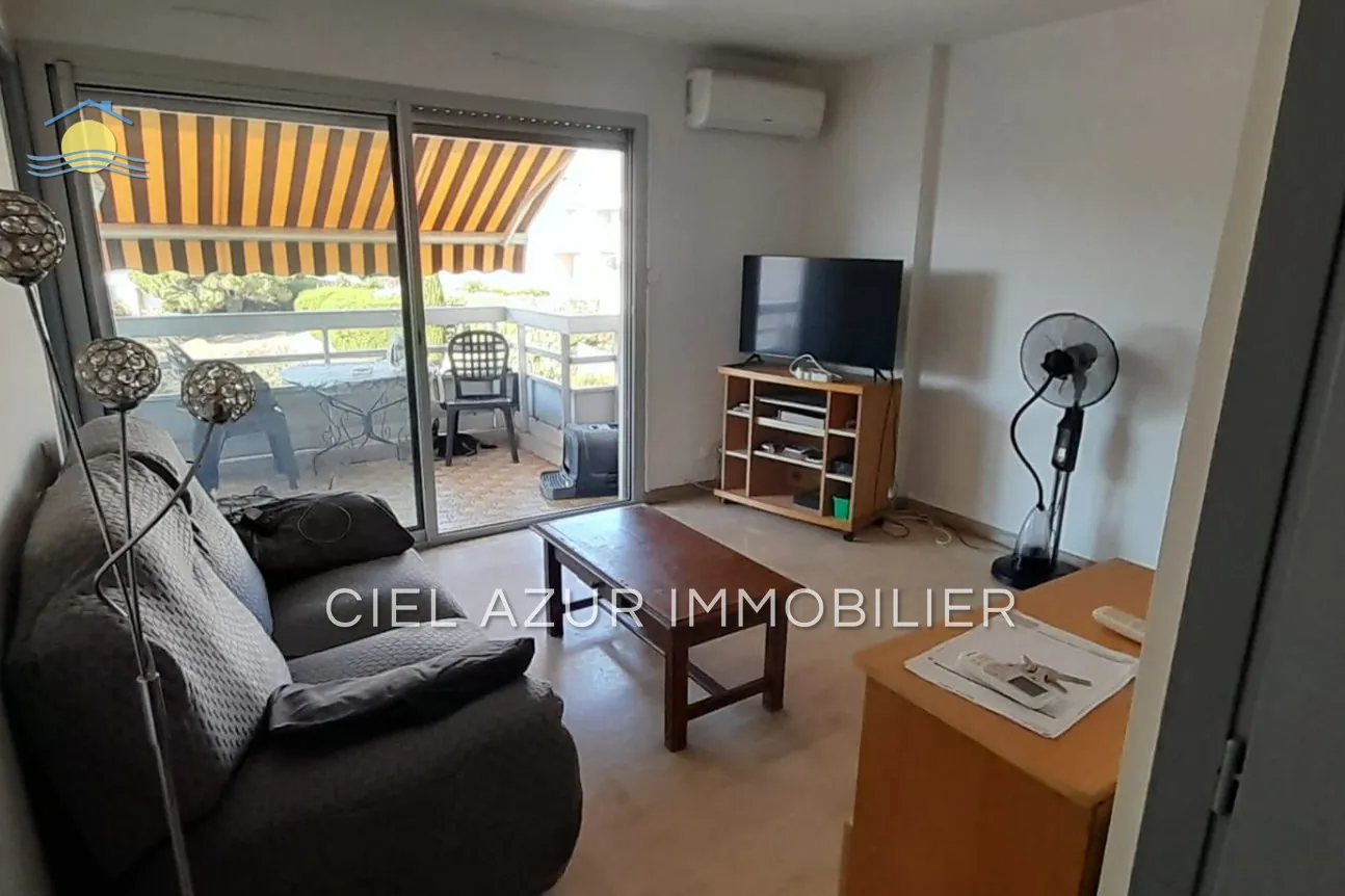 Charmant Studio de 29m² à Antibes Fontonne avec Terrasse et Parking