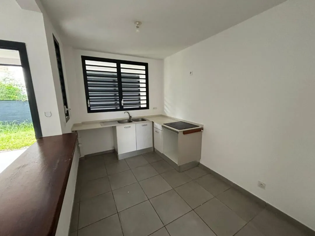 Splendide appartement T3 en vente avec jardin à Montjoly