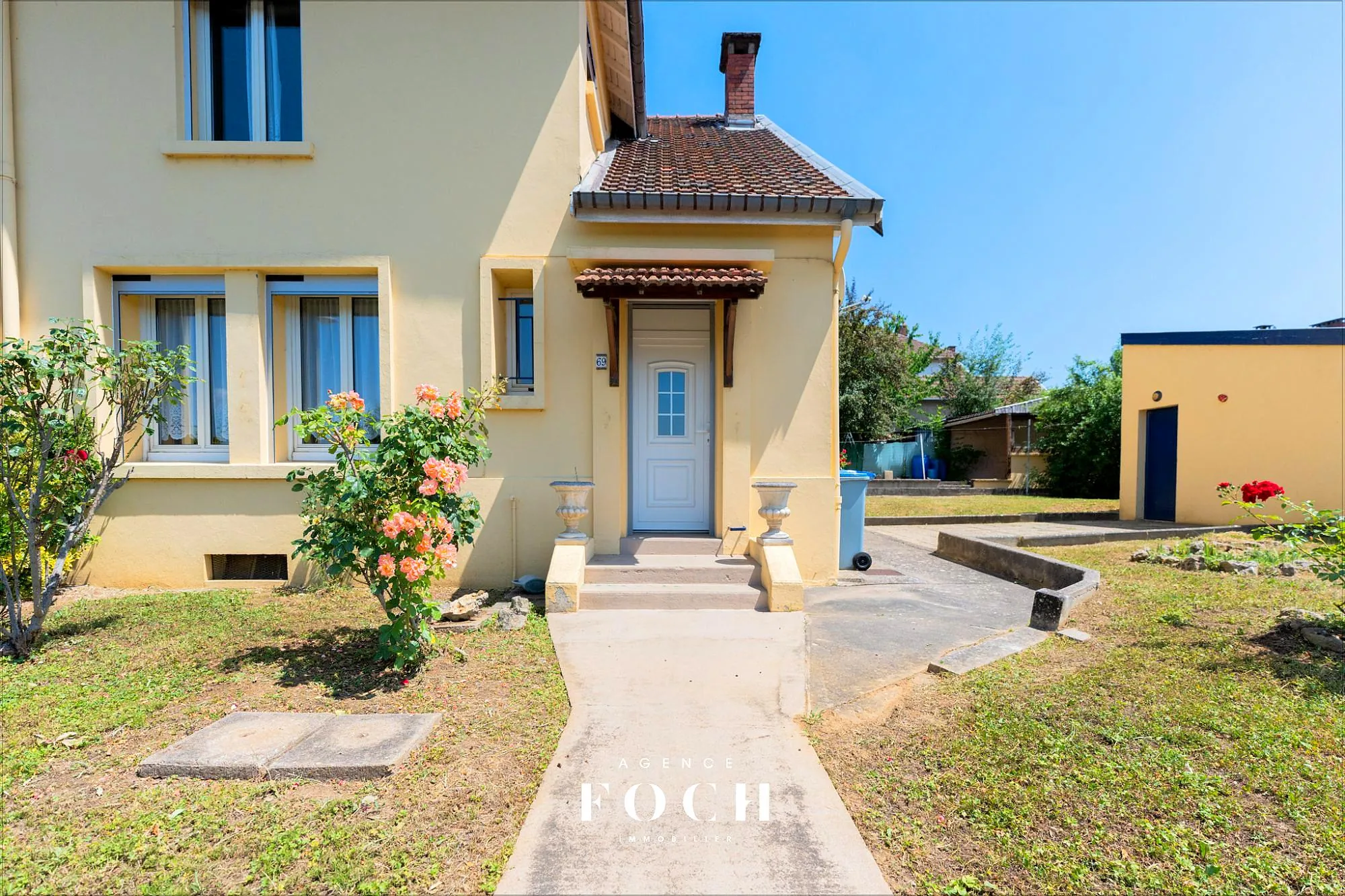 Maison familiale 3 chambres avec garage à Custines