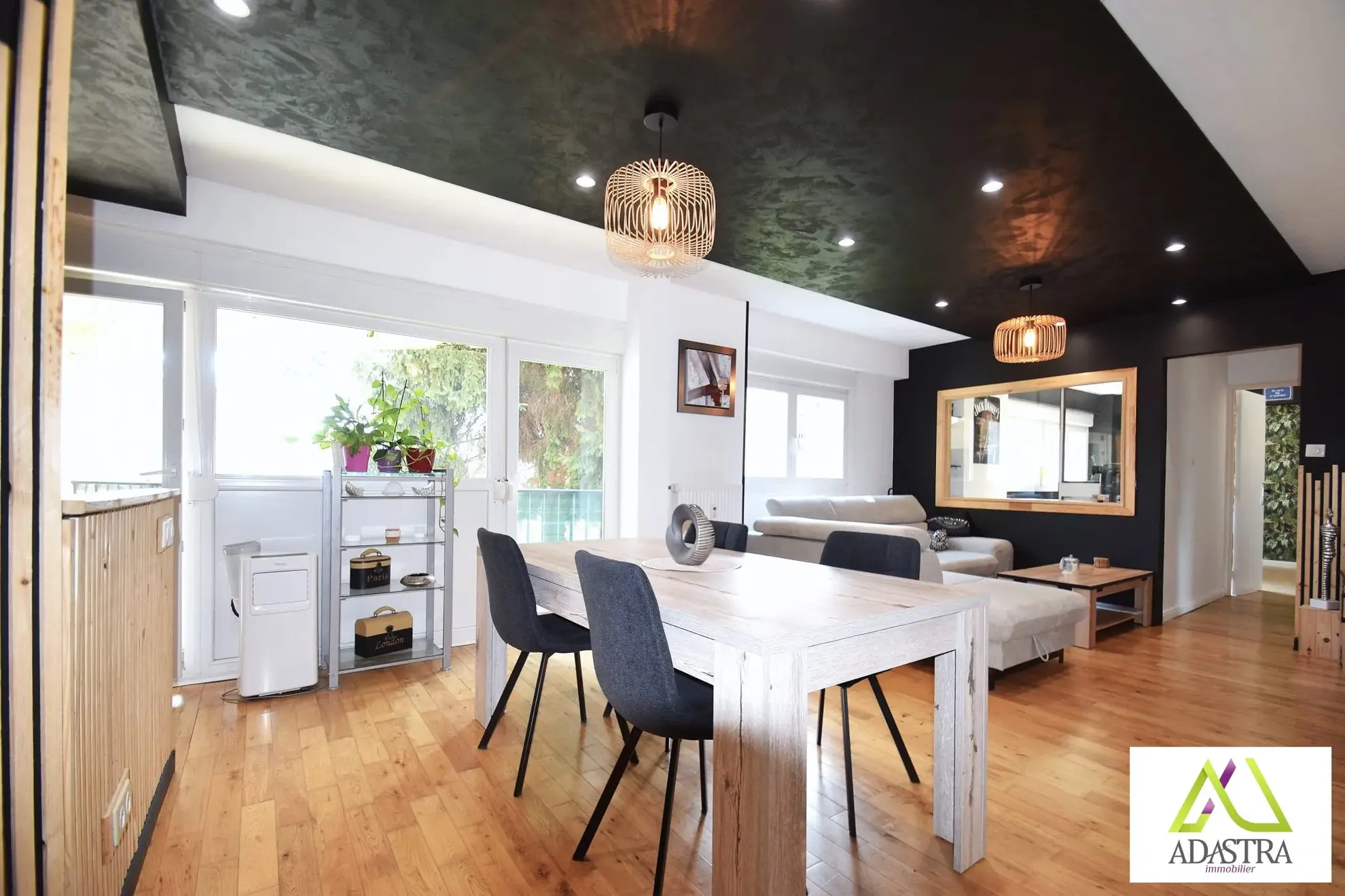 Appartement 5 pièces de 96 m² à Wittenheim avec terrasse et cave