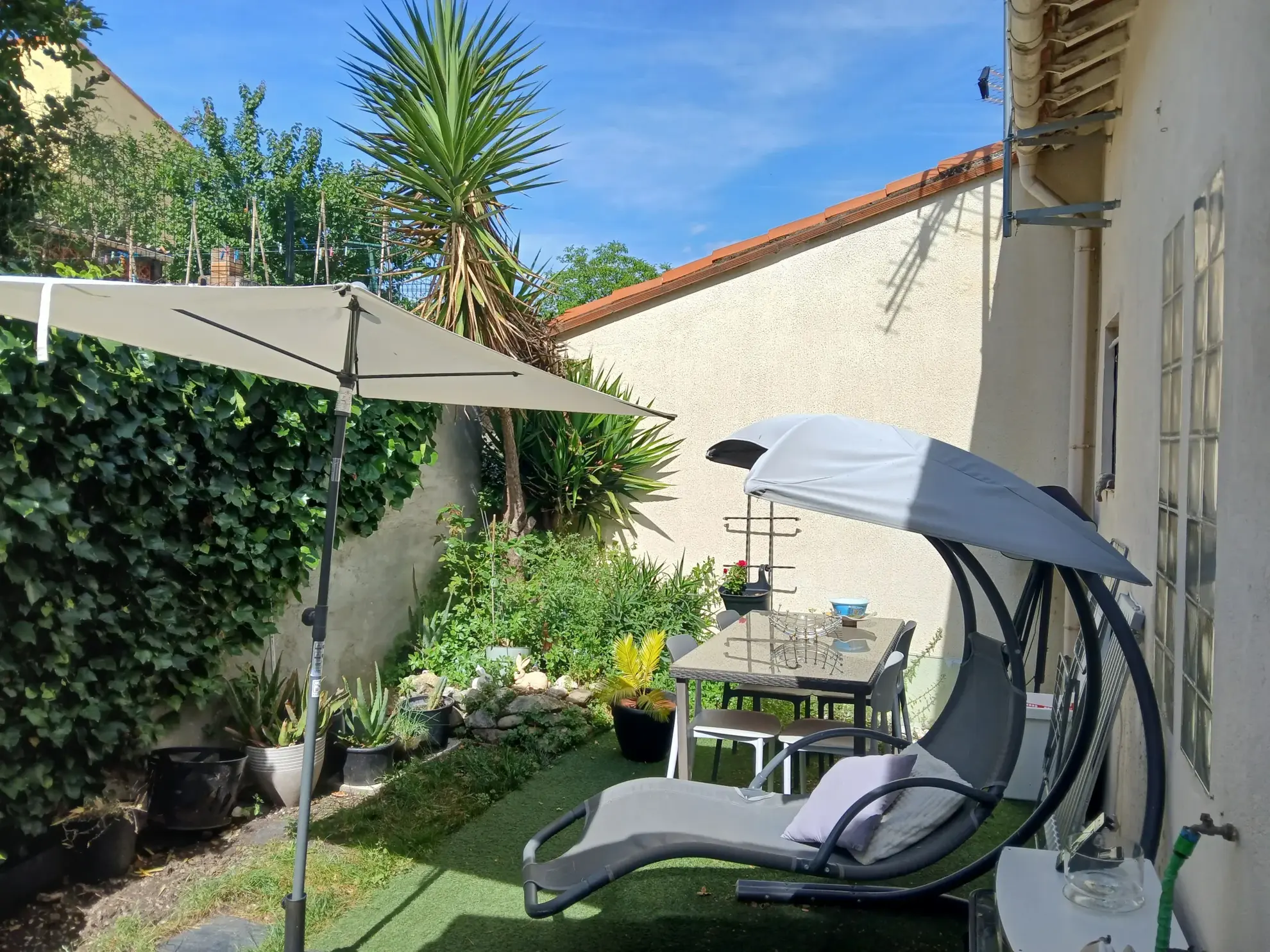 Appartement F3 avec terrasse et jardin à Ceret, 46 m², proche commerces