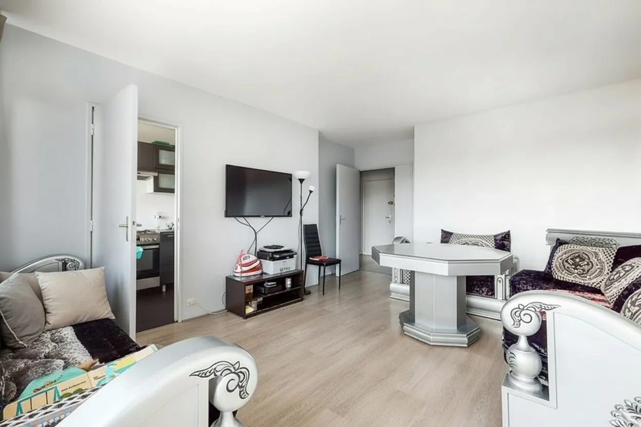 Investissez dans un appartement T3 loué avec balcon à Élancourt
