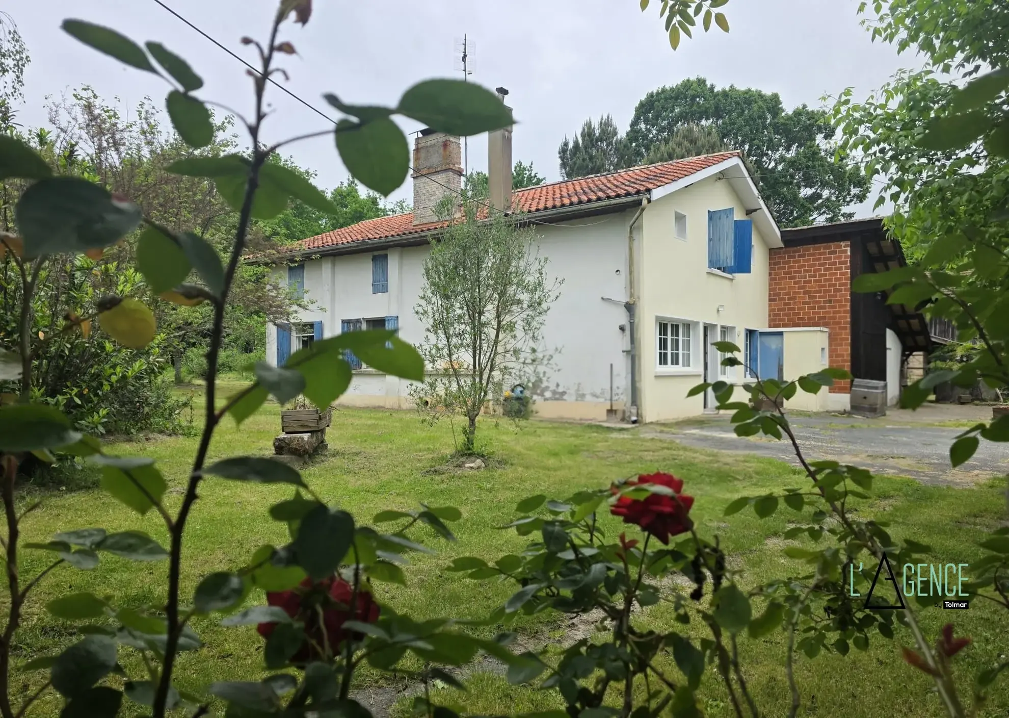 Maison de campagne de 118 m² avec grand terrain à Sendets