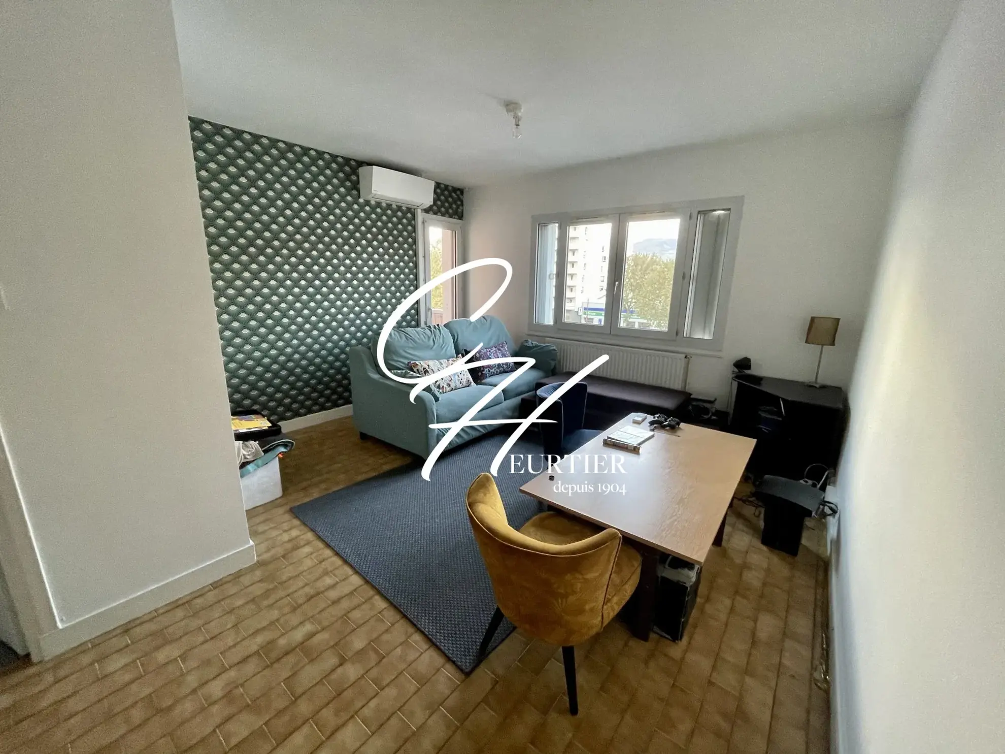 A vendre appartement 4 pièces à Échirolles – Dernier étage, 71 m²