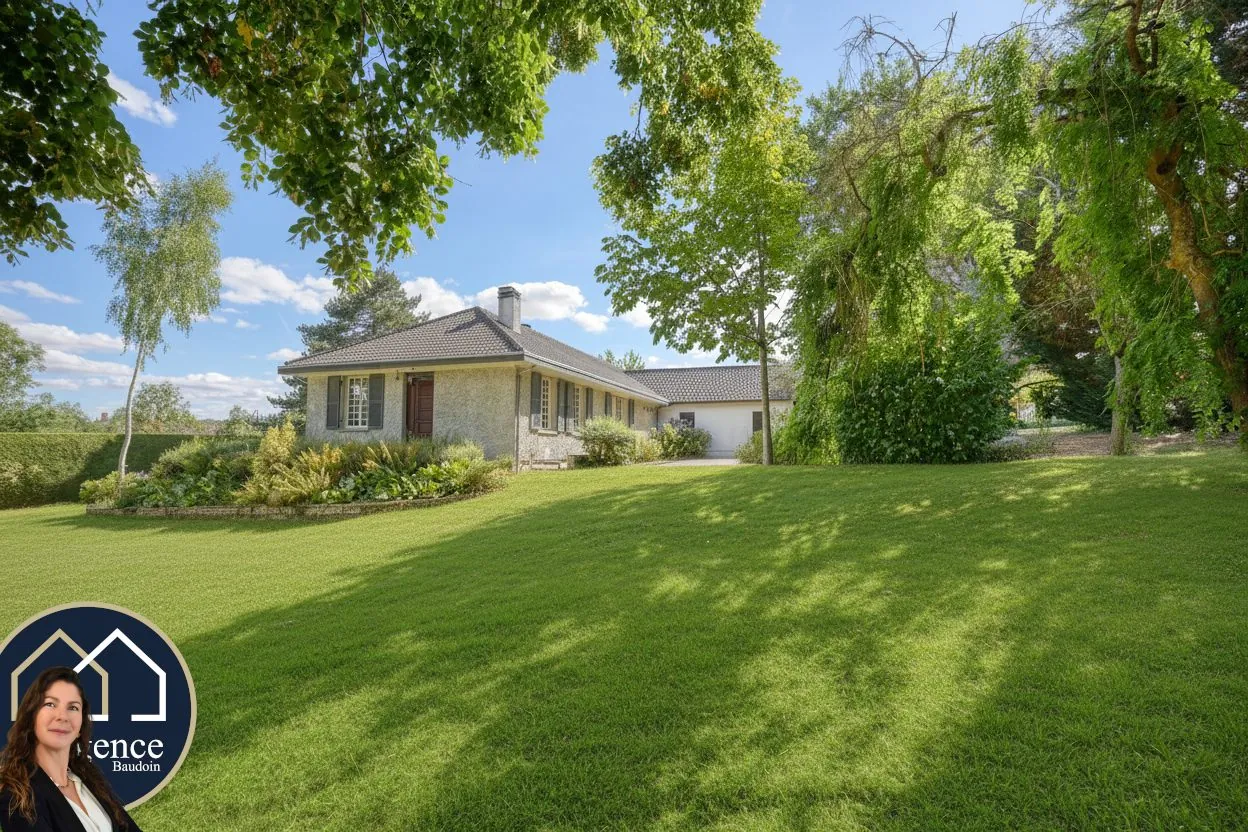 Maison de plain-pied avec grand terrain à Bréchamps - 3 chambres, garage et dépendance