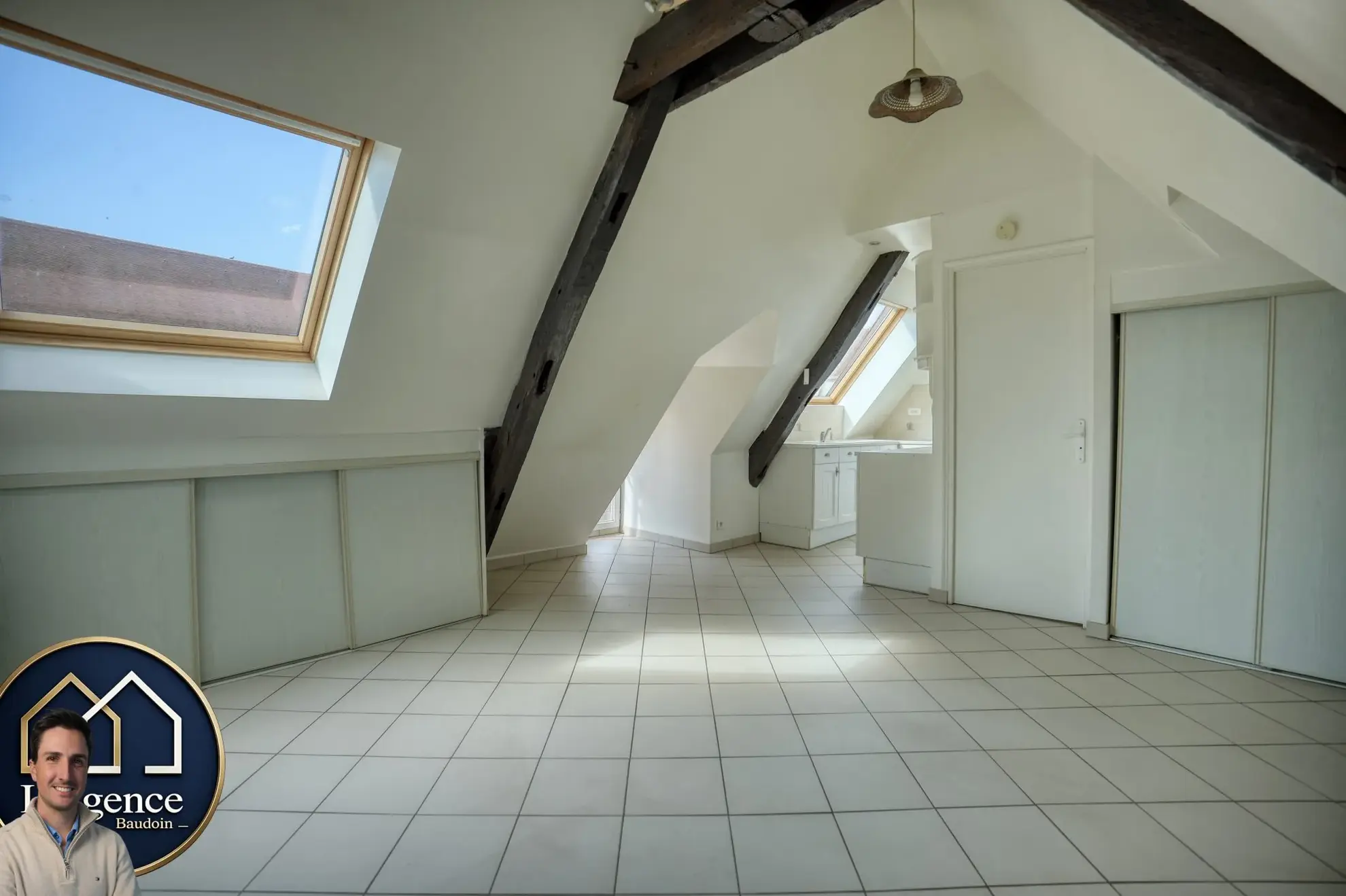 Appartement F2 à Épernon, Idéal pour Investissement ou Première Acquisition