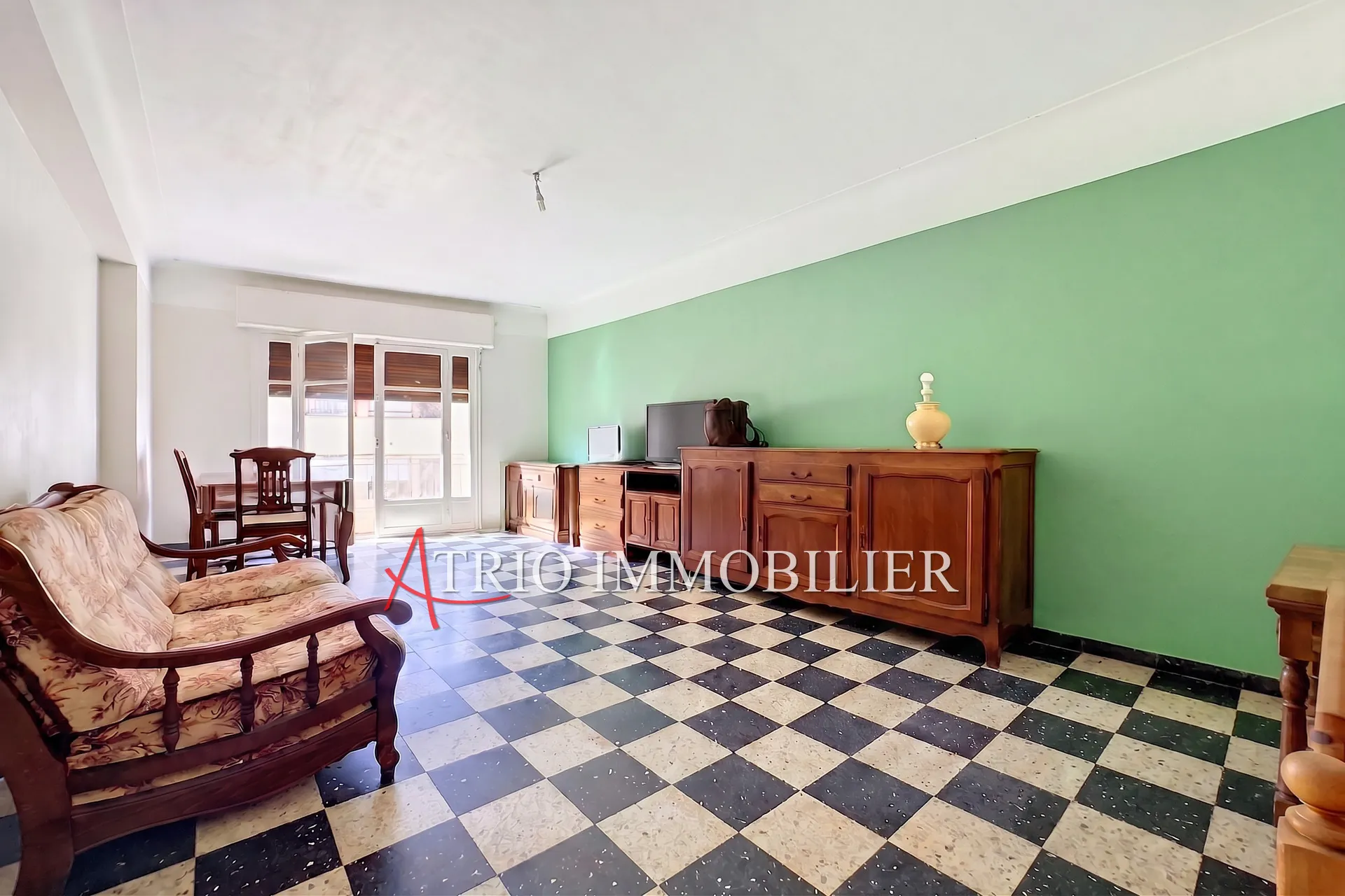 Appartement 2 pièces de 64 m² avec terrasse à Nice – Opportunité d'investissement