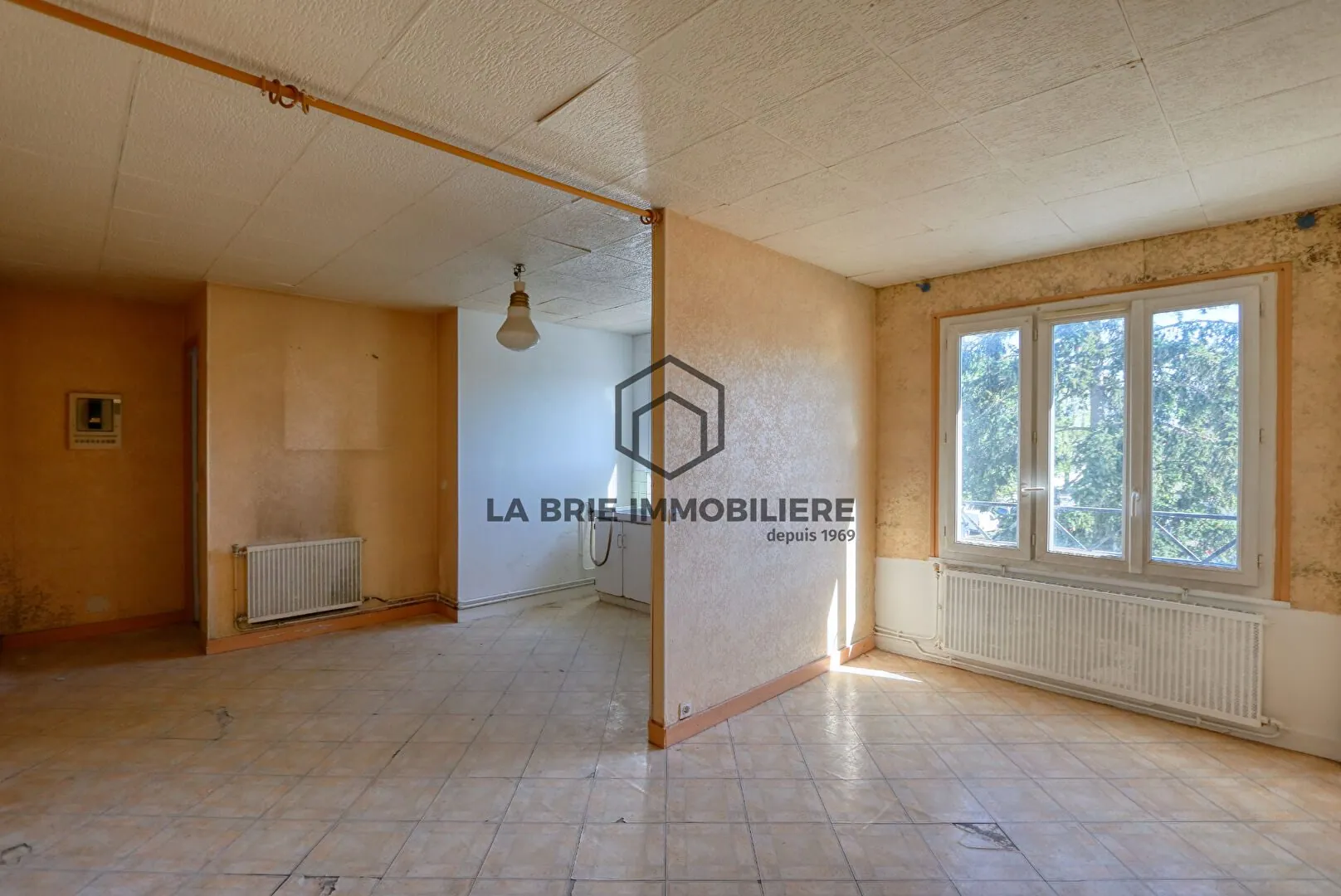 Appartement 2 pièces à Valenton avec cave et garage - Opportunité investissement ou premier achat