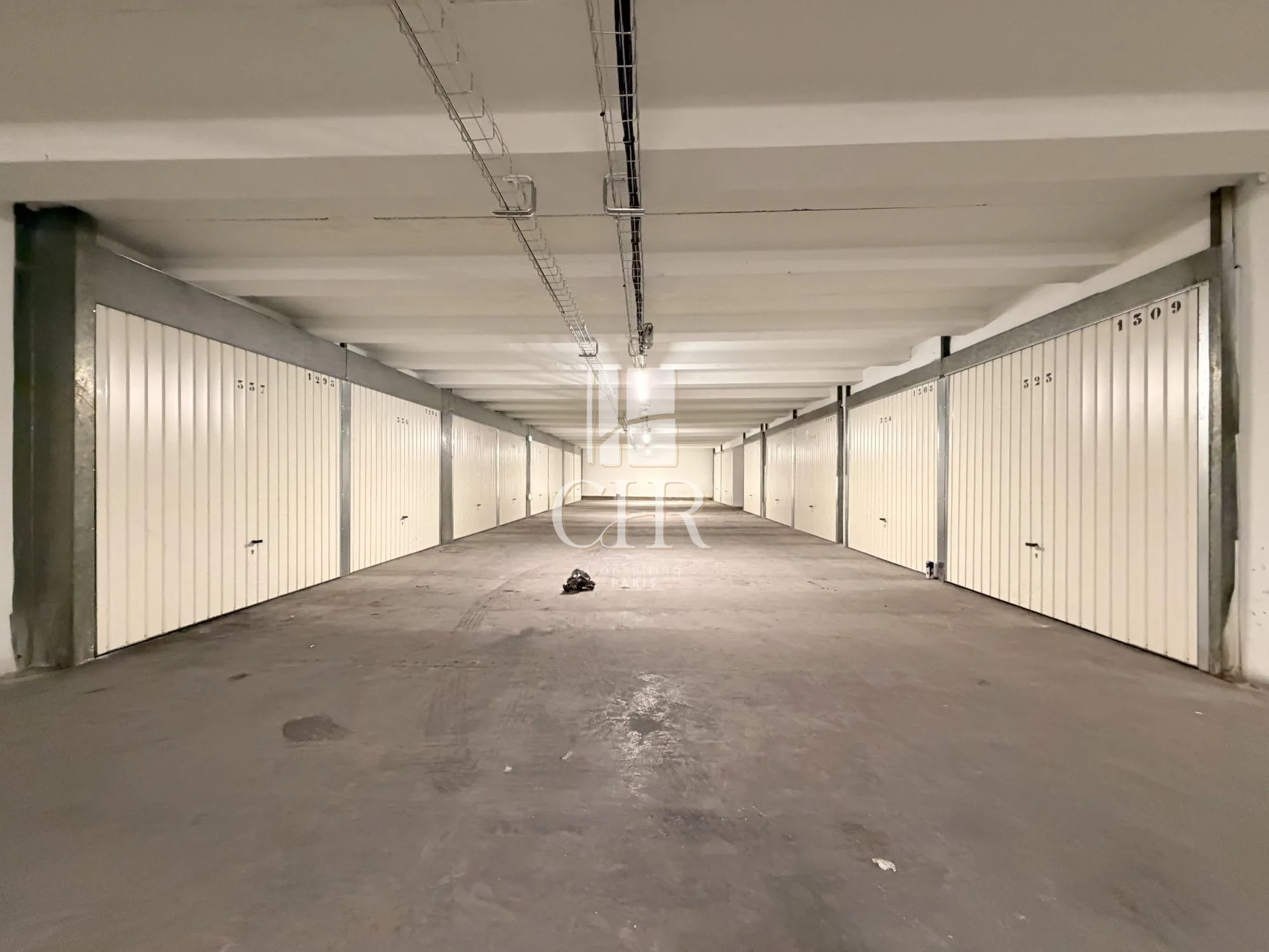 Box de parking sécurisé à Belleville Paris 75019 - Licence de stationnement en copropriété