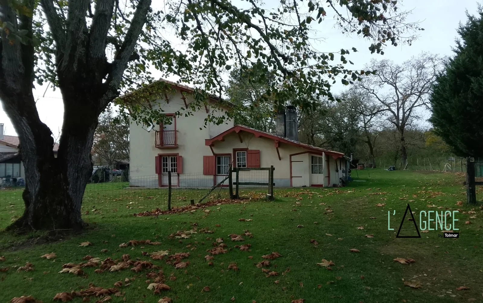 Maison de campagne à Goualade avec potentiel de rénovation et terrain de 6200 m²