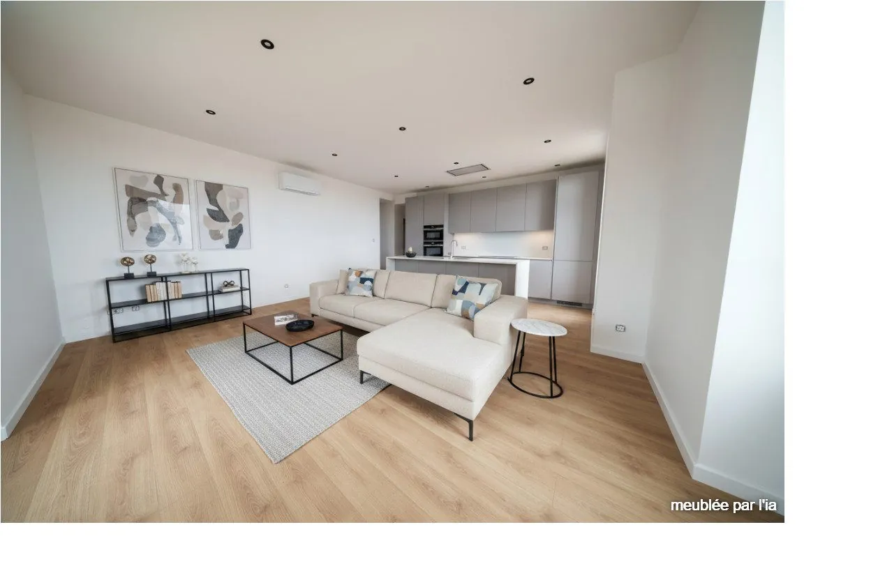 Appartement T4 rénové de 105,40 m² à Châtel-Guyon avec parking et vue dégagée