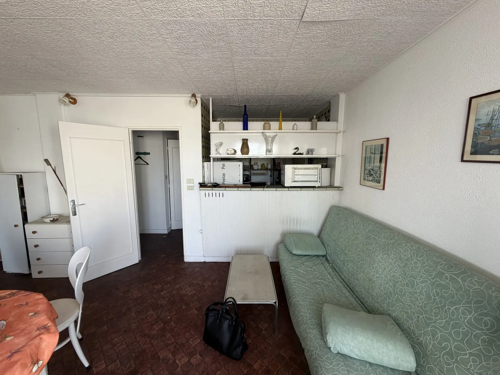 Appartement T2 à rénover avec terrasse à La Grande-Motte