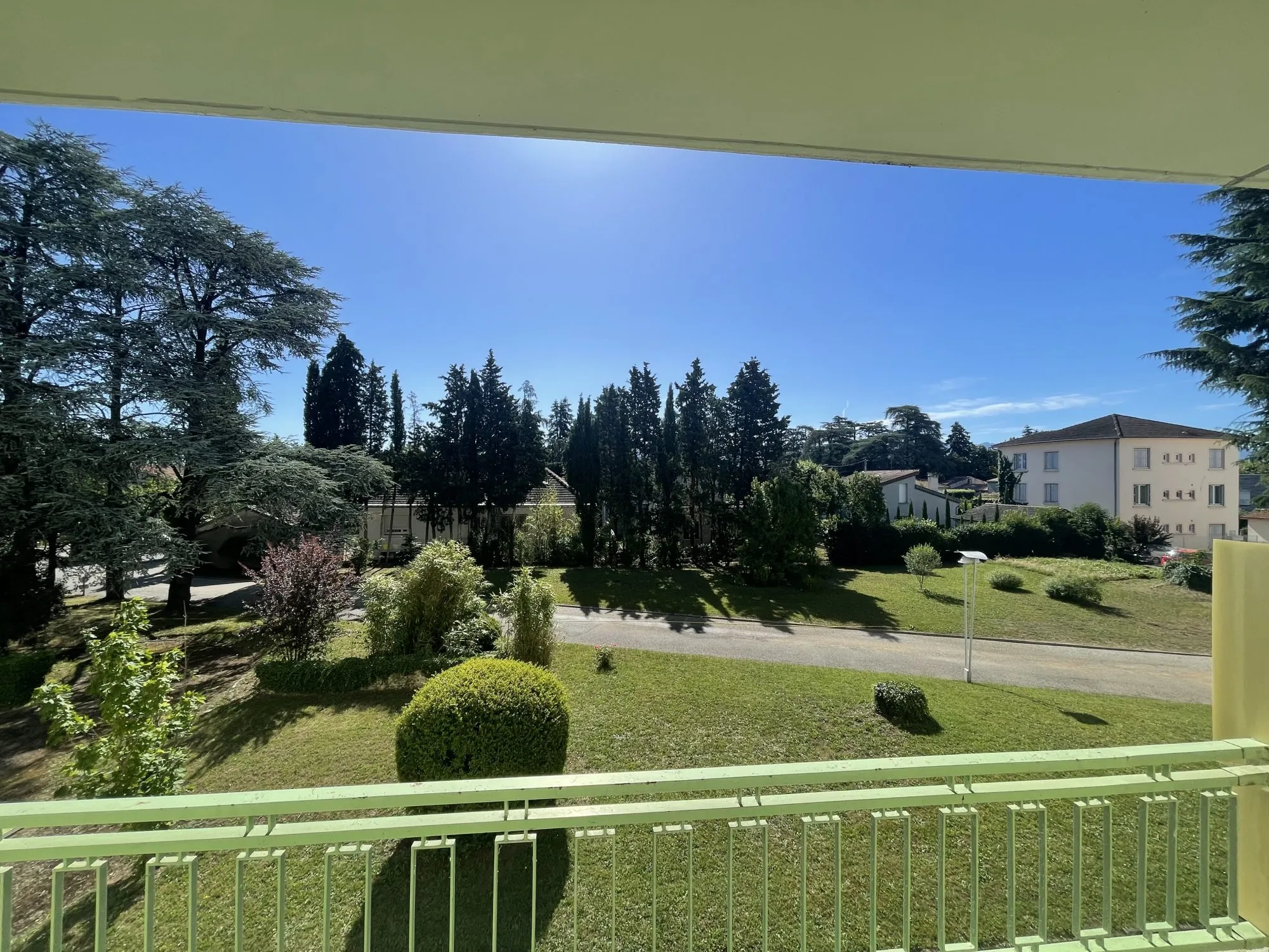 Bel appartement à vendre à Romans-sur-Isère avec balcon et cave