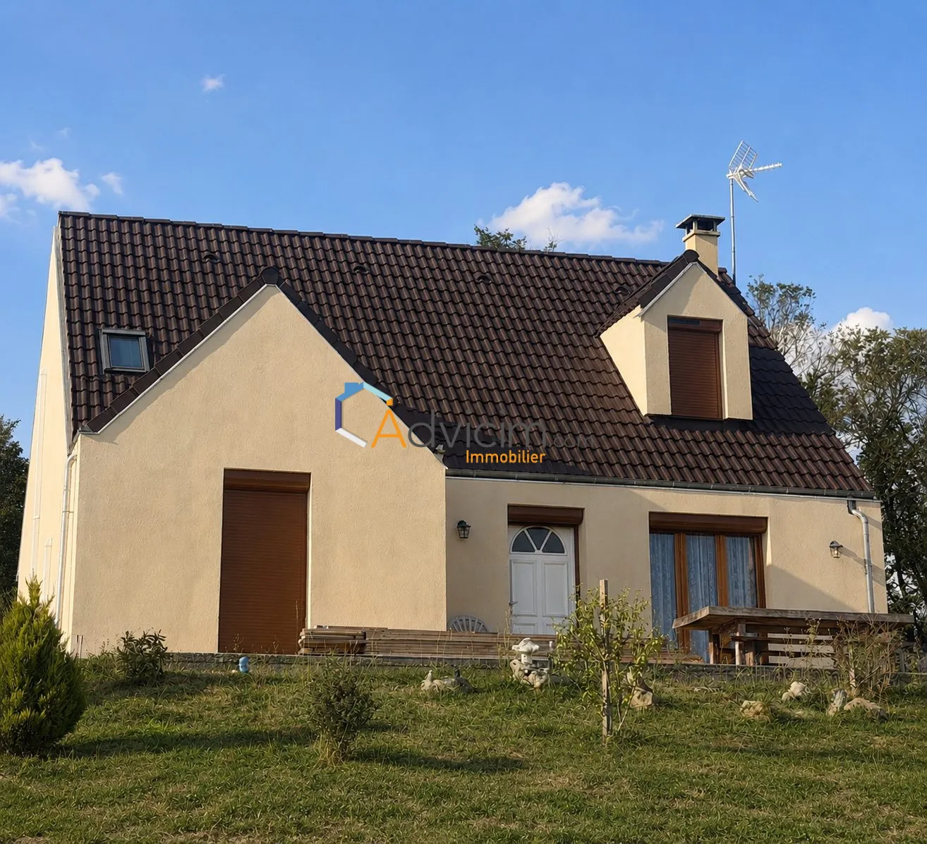 Maison familiale clé en main de 117 m² avec terrain de 5000 m² à Charny Orée de Puisaye