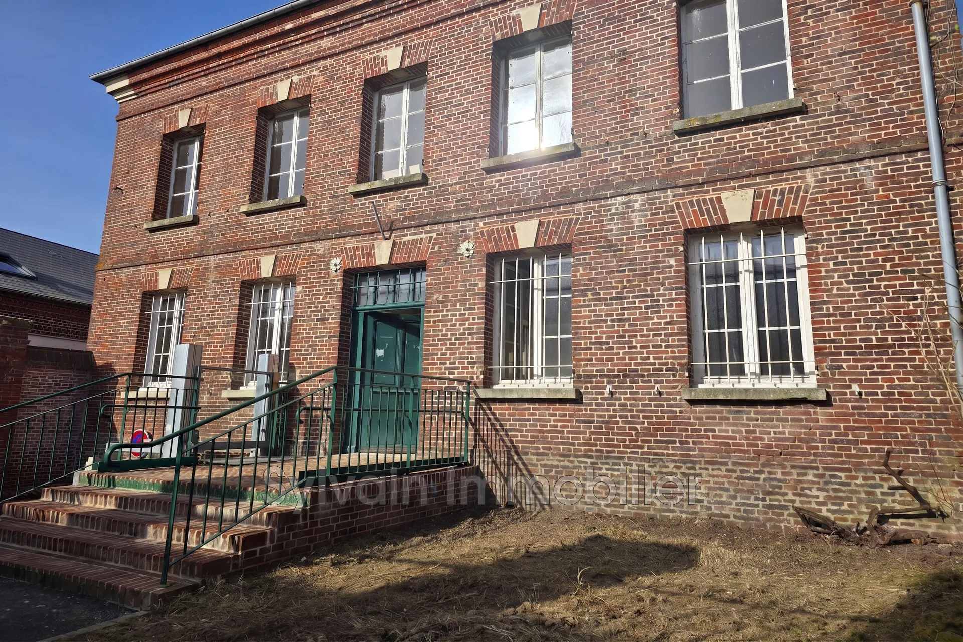Bel appartement rénové avec terrain privé à Songeons - Idéalement situé
