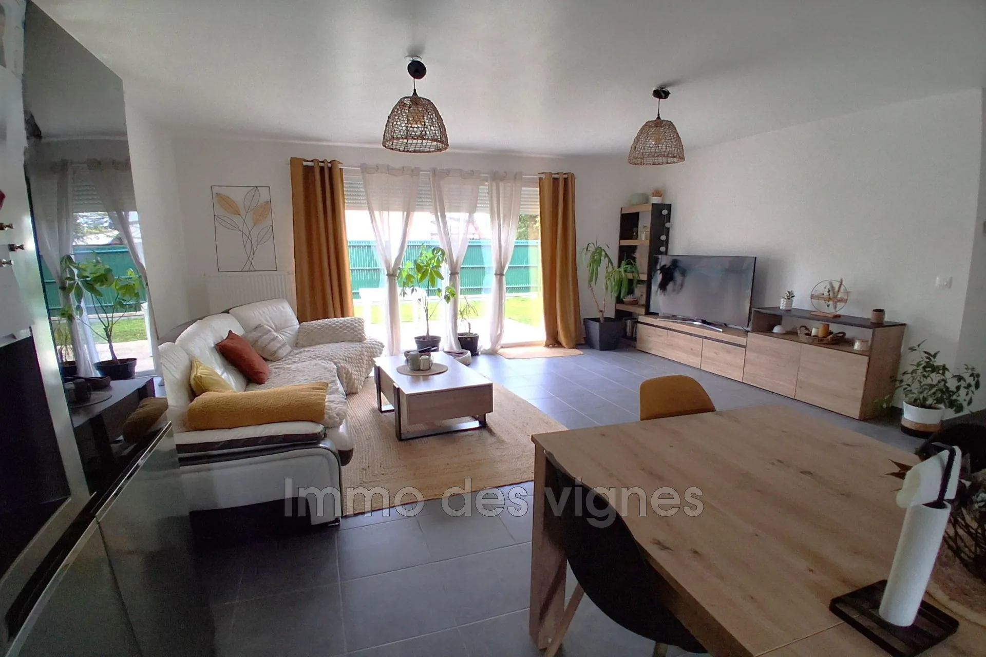 À vendre maison 3 chambres avec jardin et terrasse à Ambarès-et-Lagrave