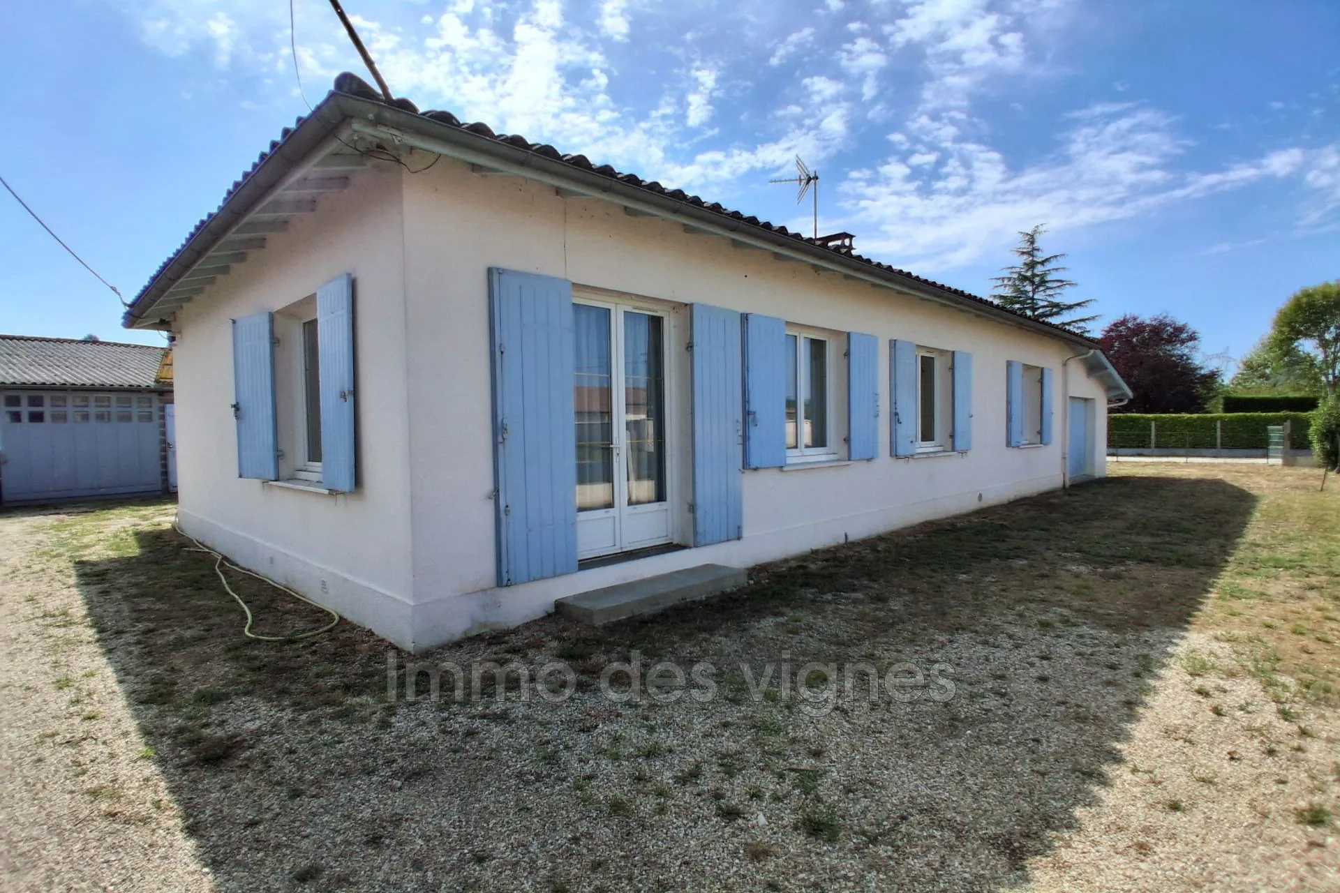 Vente maison avec dépendances et grand terrain à Ambarès-et-Lagrave