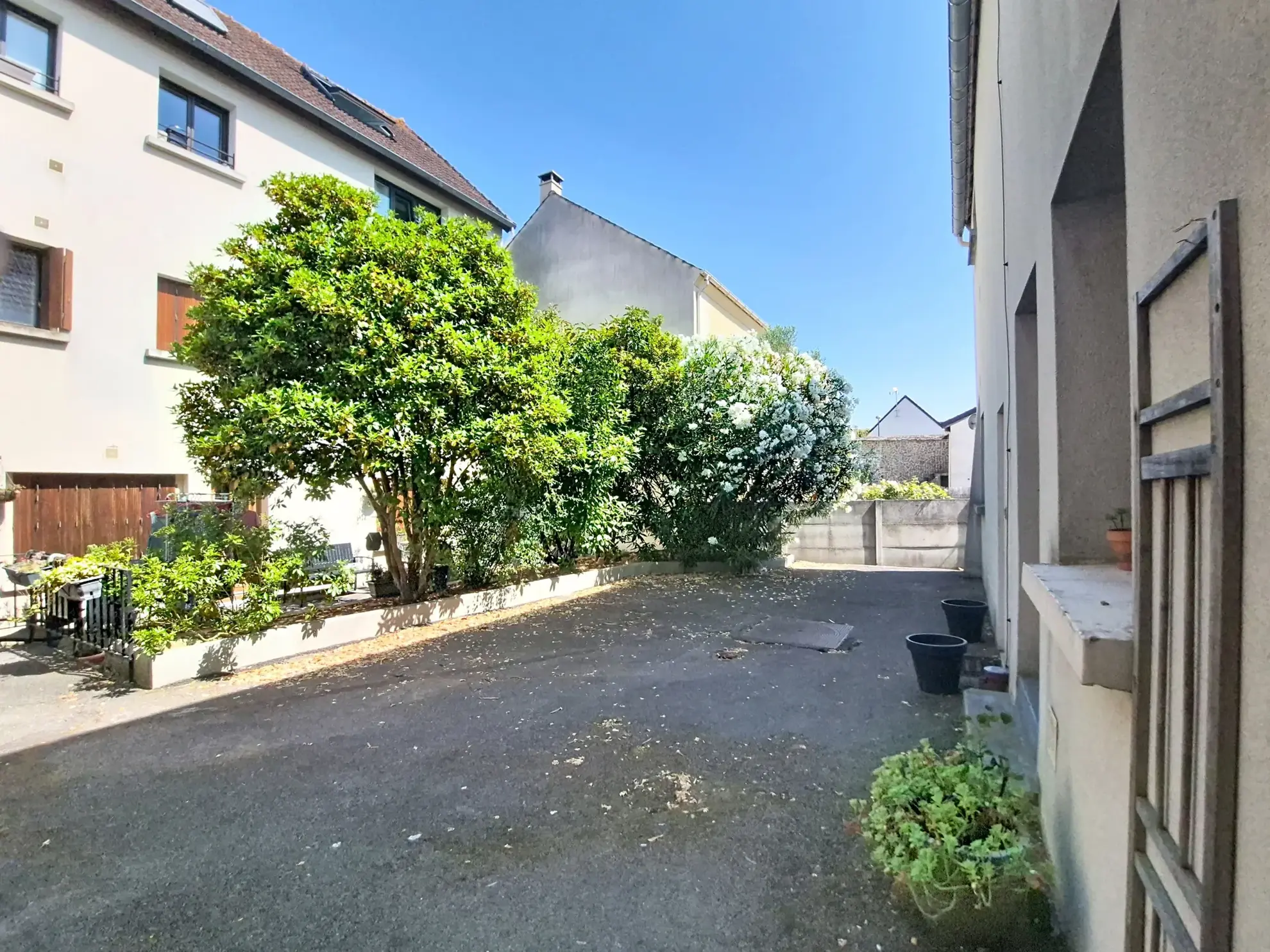 Appartement 2 pièces de 46 m² avec cave et parking à Leuville-sur-Orge