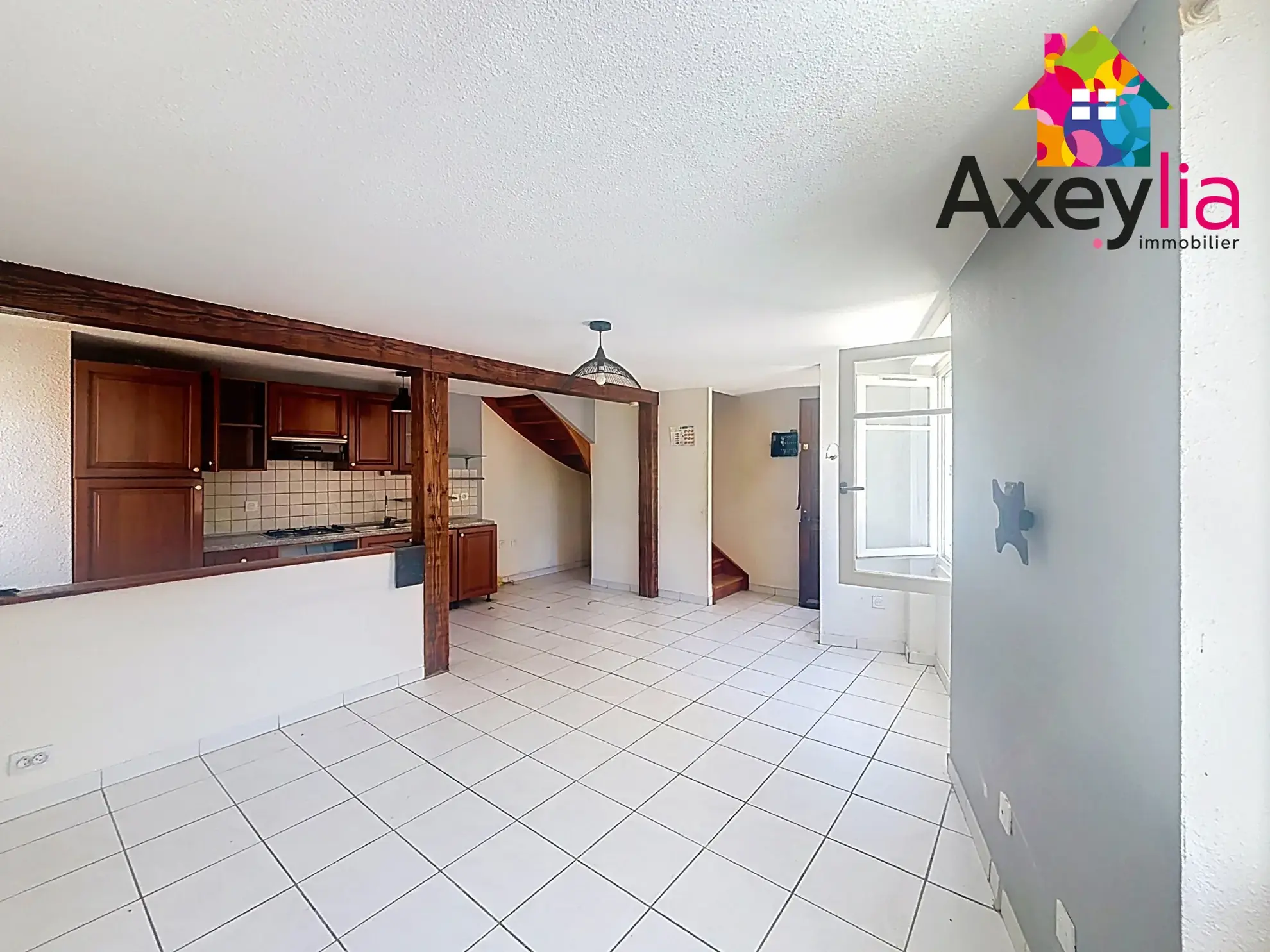 À vendre maison de village à Ambierle avec 2 chambres et terrain de 180 m²