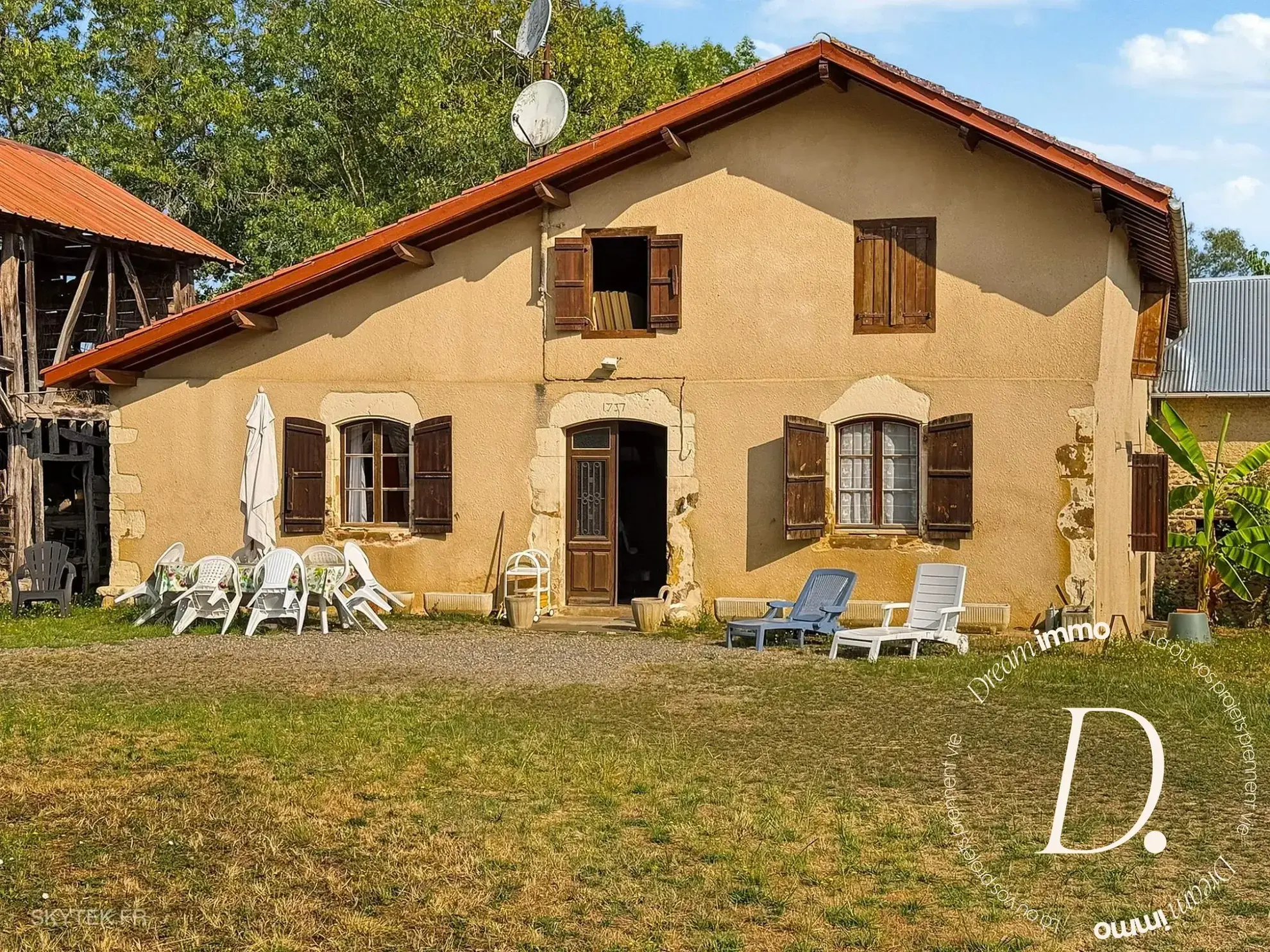 Magnifique maison gasconne de 140 m² avec dépendances et terrain de 27 805 m² à Plaisance
