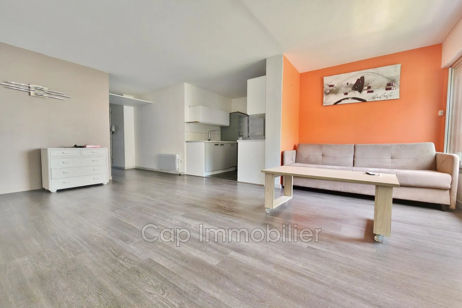 Vente appartement 2 pièces lumineux à Cap d'Agde avec parking privé