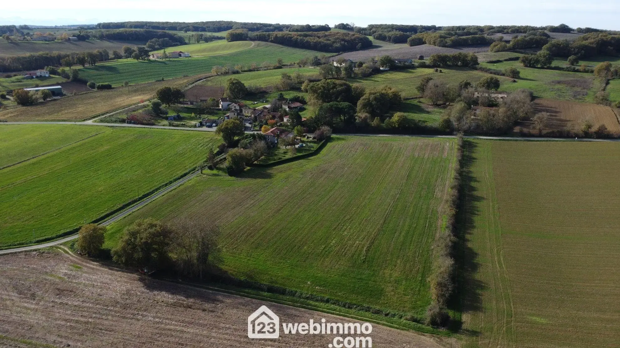 Maison spacieuse avec prairie attenante à Roquebrune, idéal projet agricole ou résidence indépendante