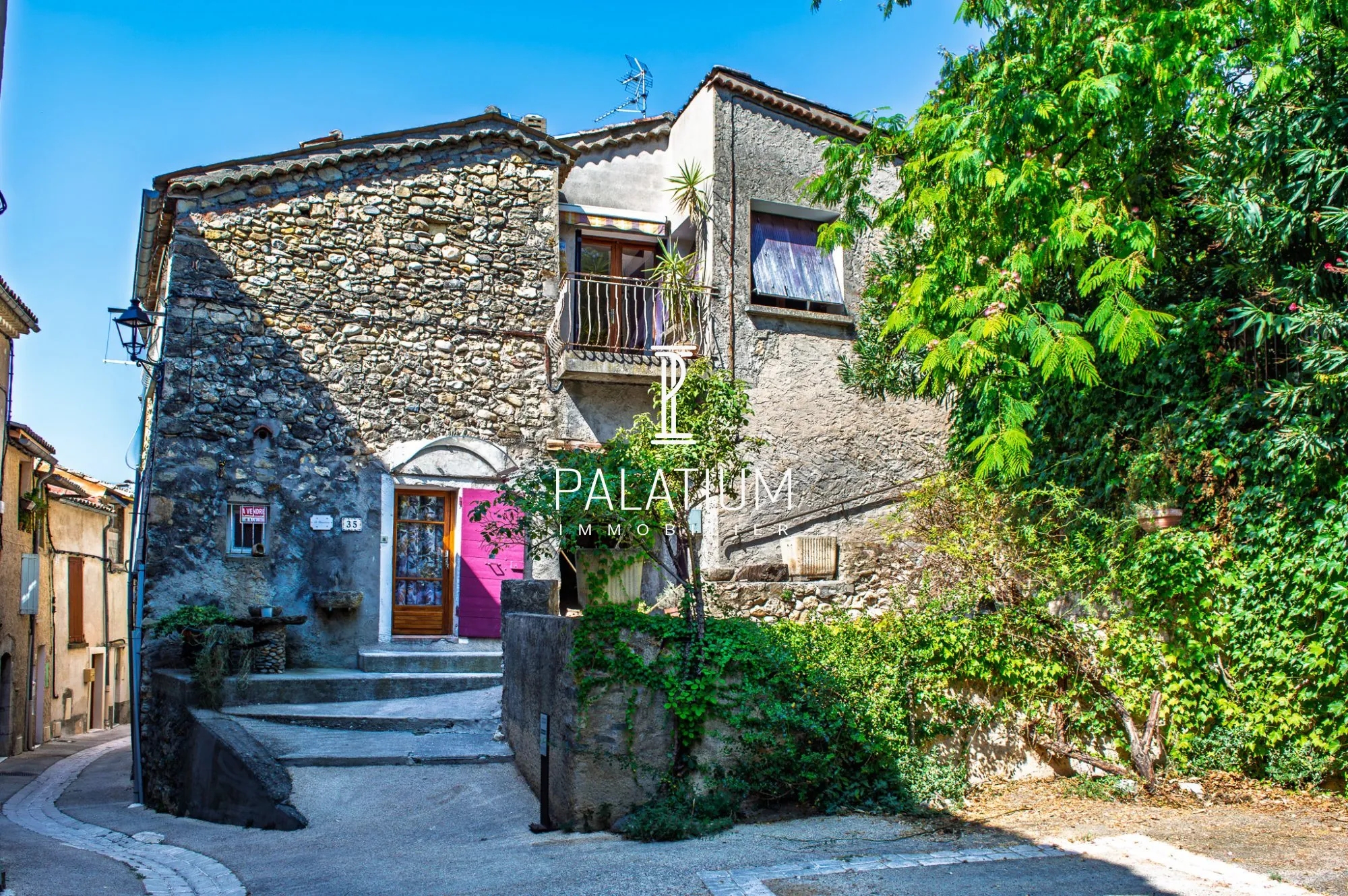 Maison de village de 118 m² au cœur du centre historique de Volonne
