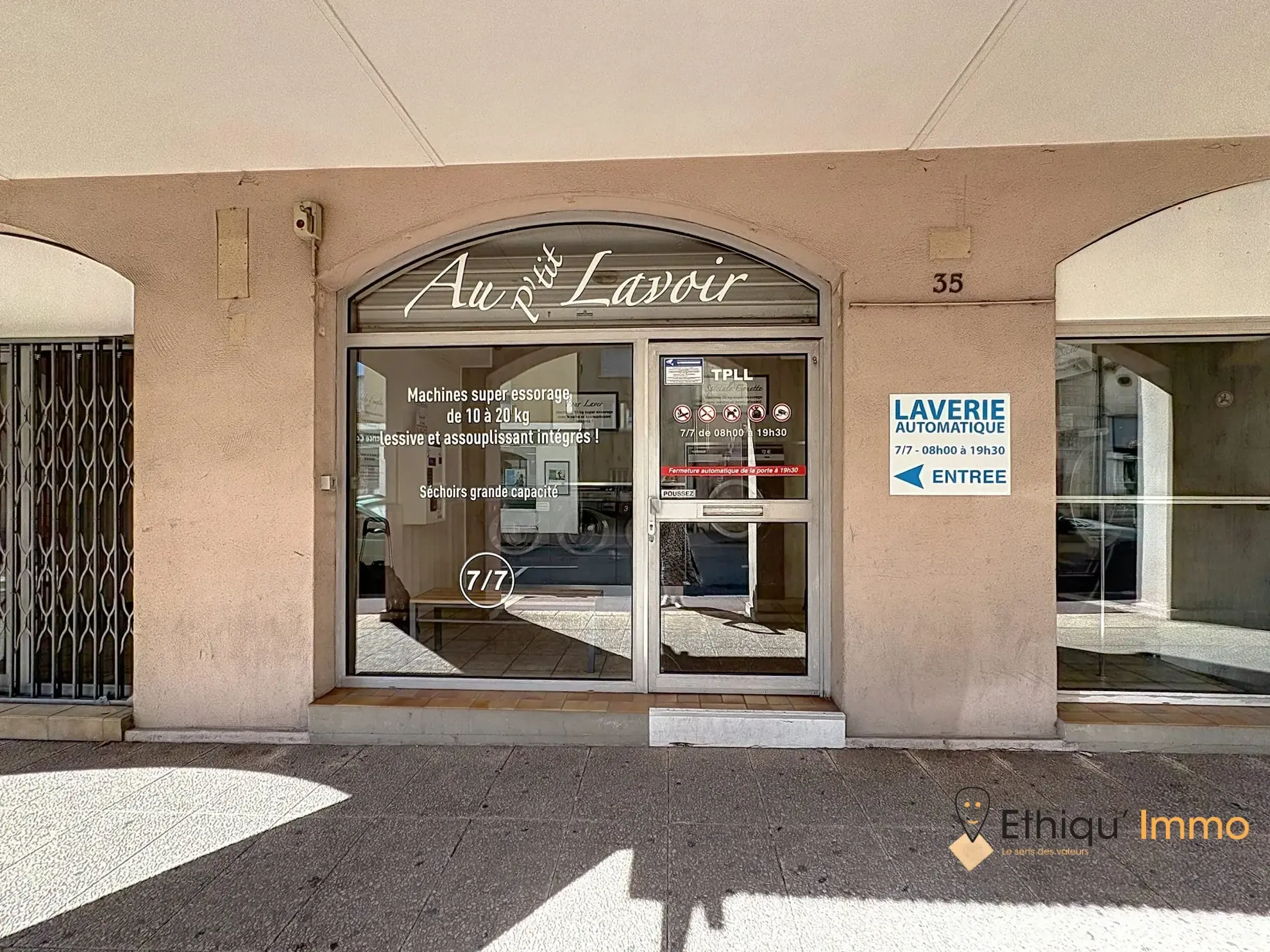 Local commercial d'environ 50 m² en plein centre de Chaumont à vendre
