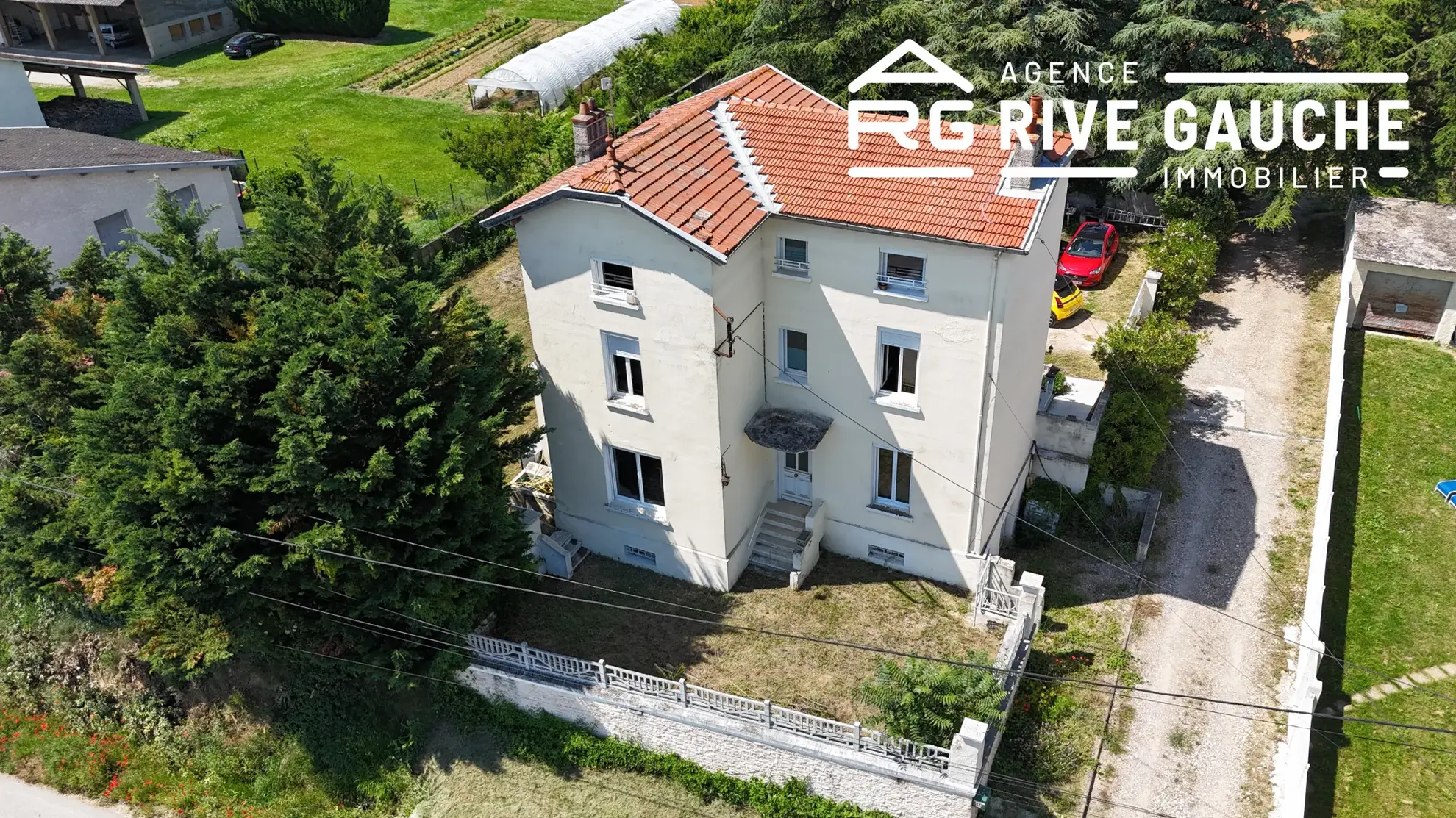 Maison spacieuse de 157 m² à Agnin proche A7 et gare SNCF