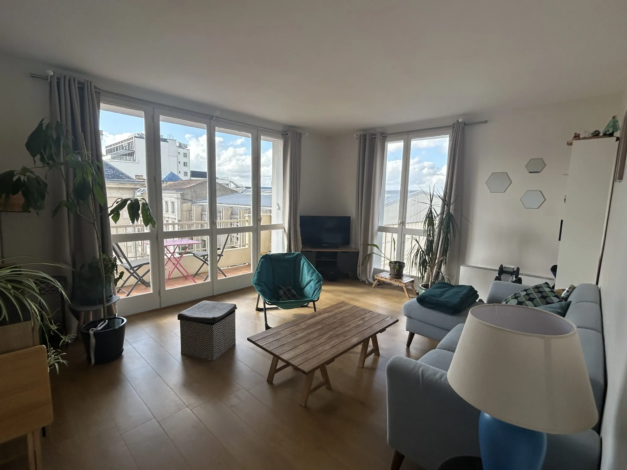 A vendre appartement 3 pièces à Niort centre avec balcon, parking et cave