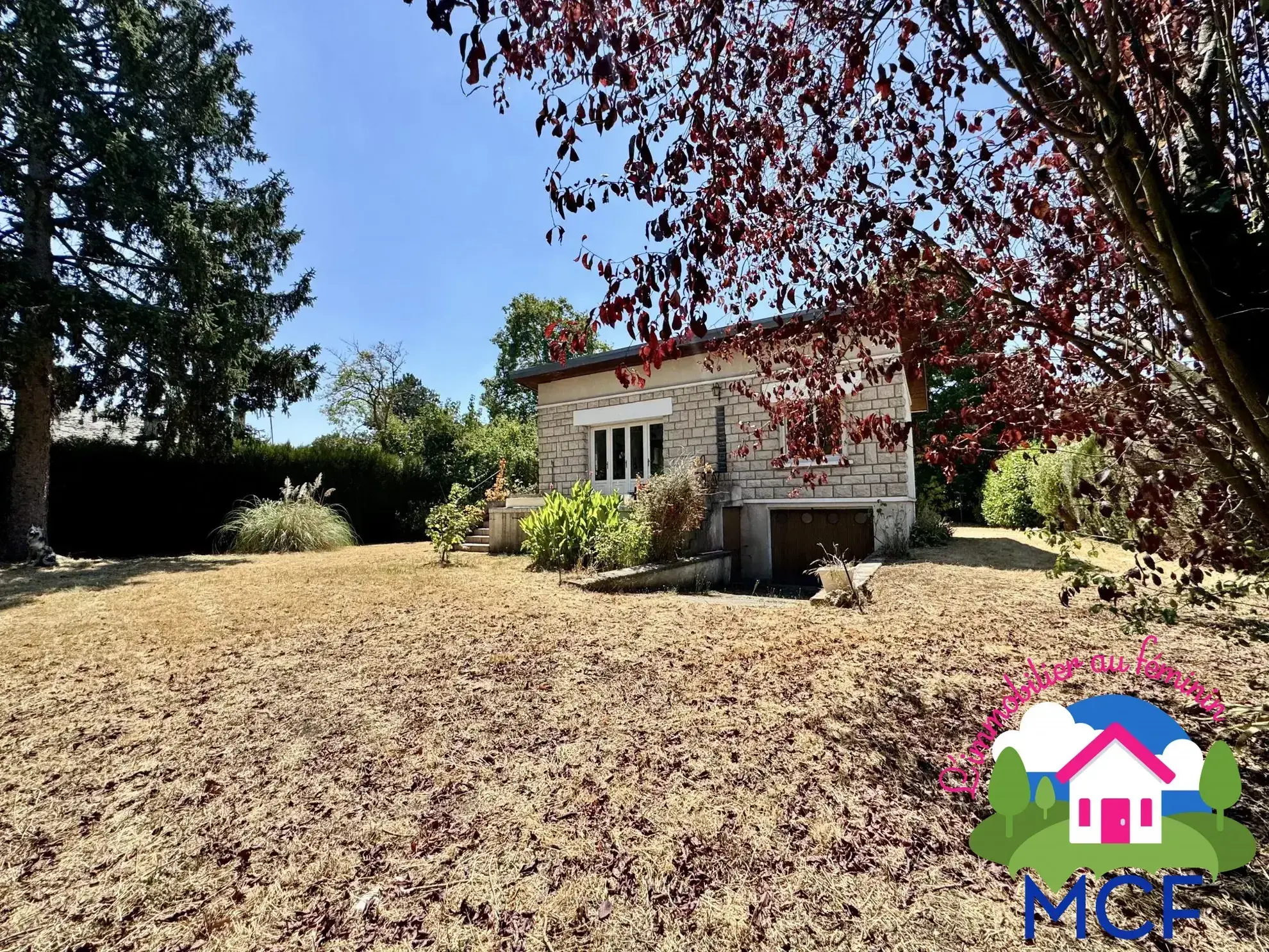 Belle maison de plain-pied de 53 m² avec jardin et terrasse à Bueil