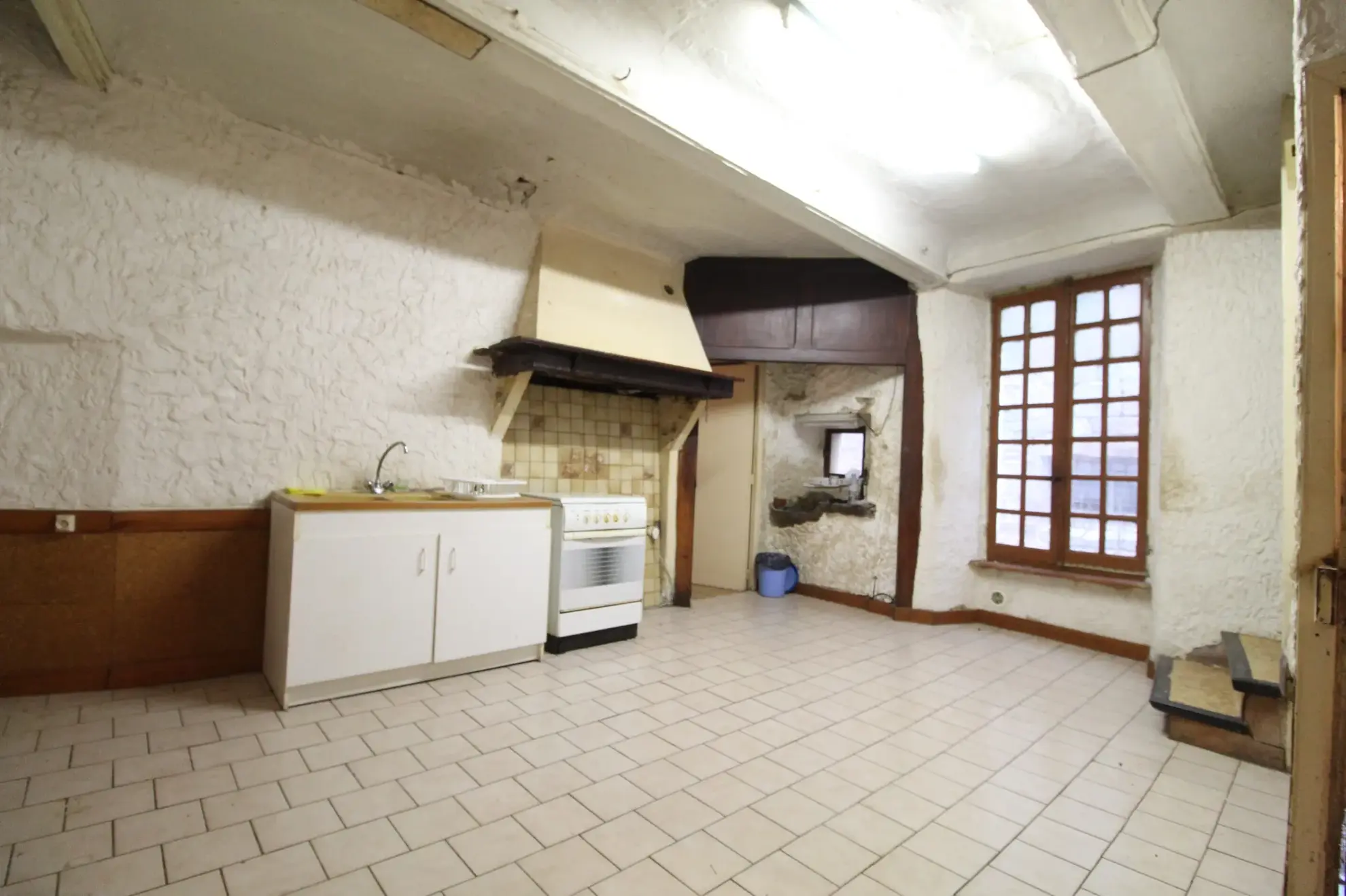 Maison de village à rénover de 105 m² avec 4 chambres à Vabres-l'Abbaye