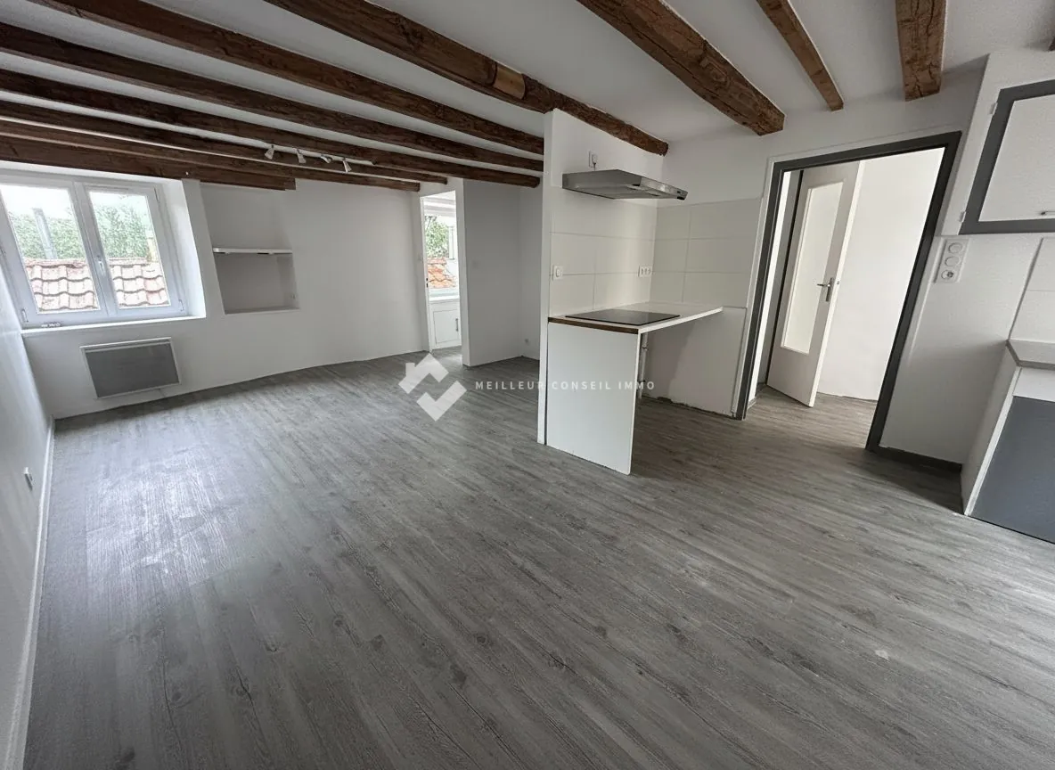 Maison en pierres de 94 m² à La Monnerie-le-Montel - Idéal Investissement ou Résidence
