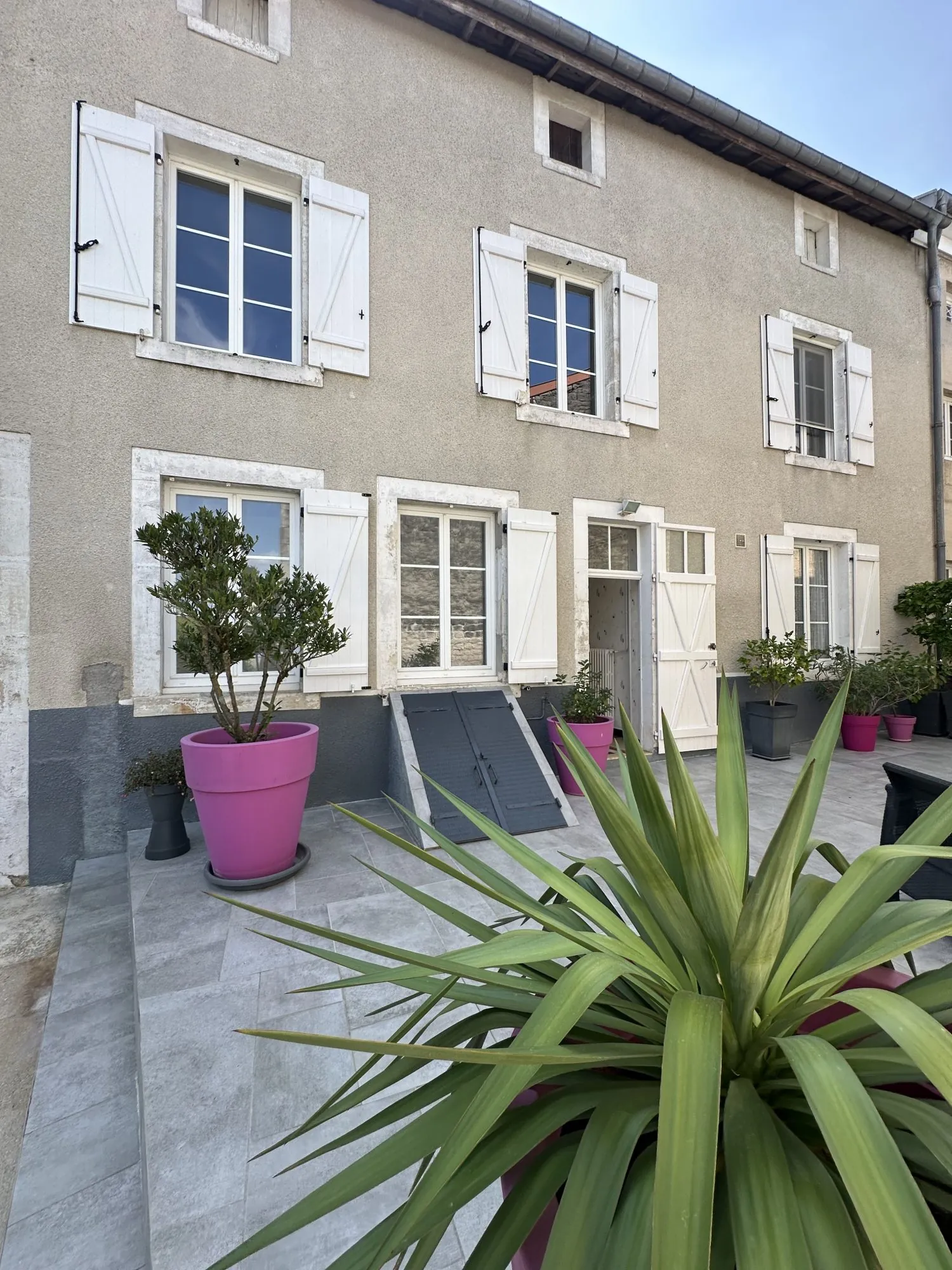 Maison à vendre à Savonnières-en-Perthois avec dépendance, jardin et garage