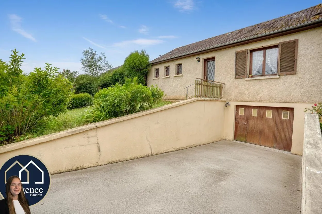 Maison avec sous-sol de 60 m² à Tremblay-les-Villages, idéalement située