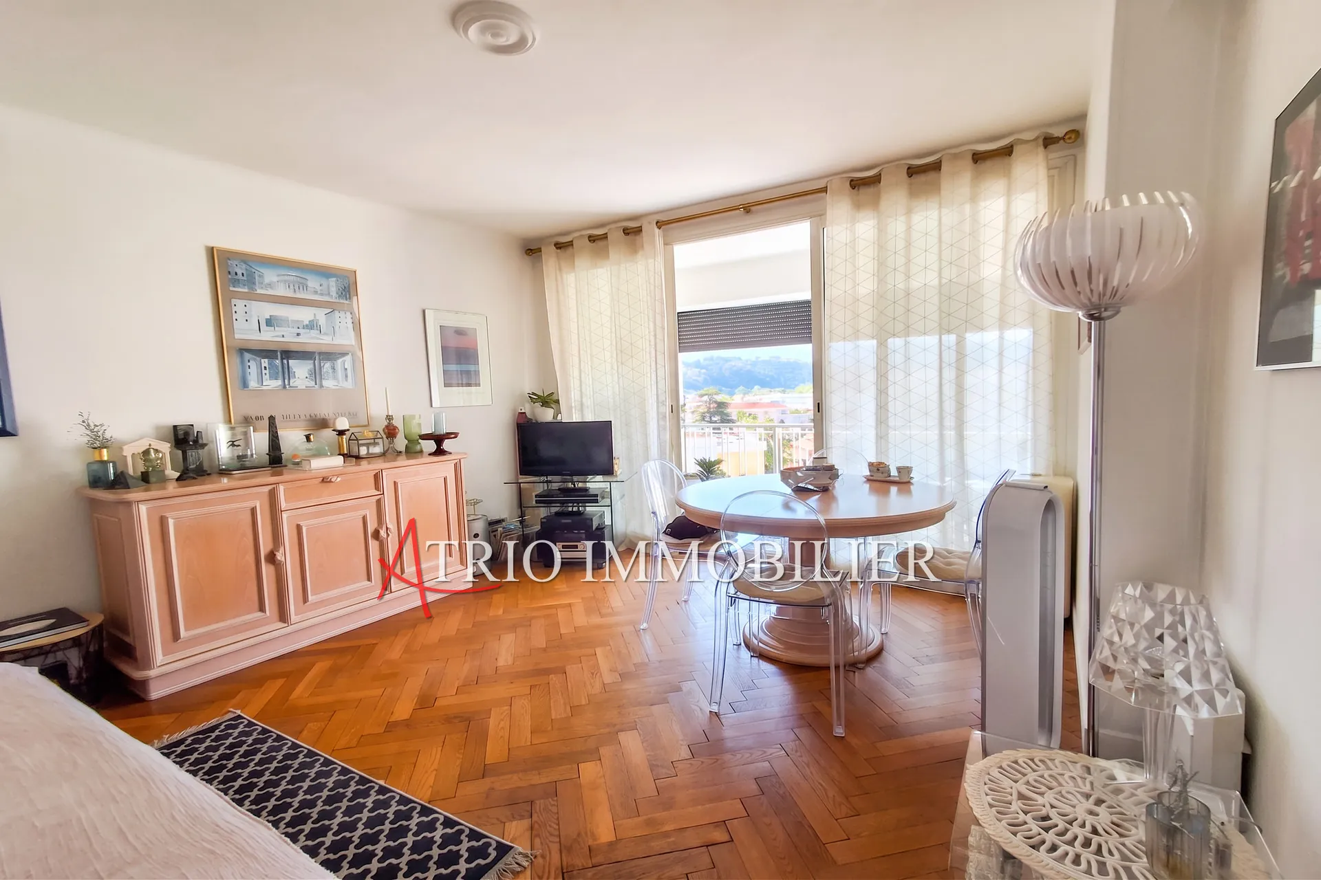 Bel appartement 2 pièces avec terrasse et garage à Cagnes-sur-Mer