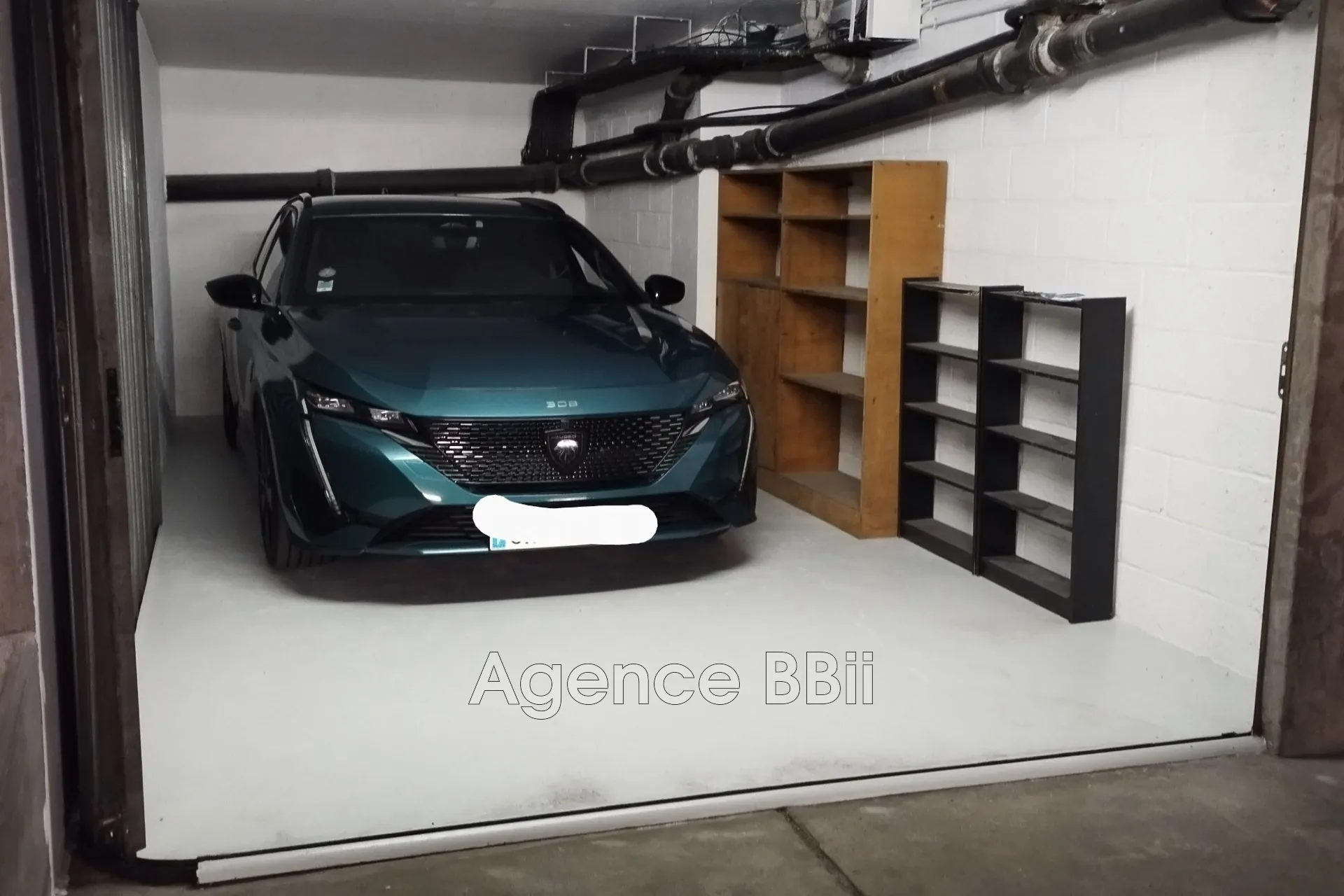 Grand box sécurisé de 17 m² à vendre dans le 14e arrondissement de Paris