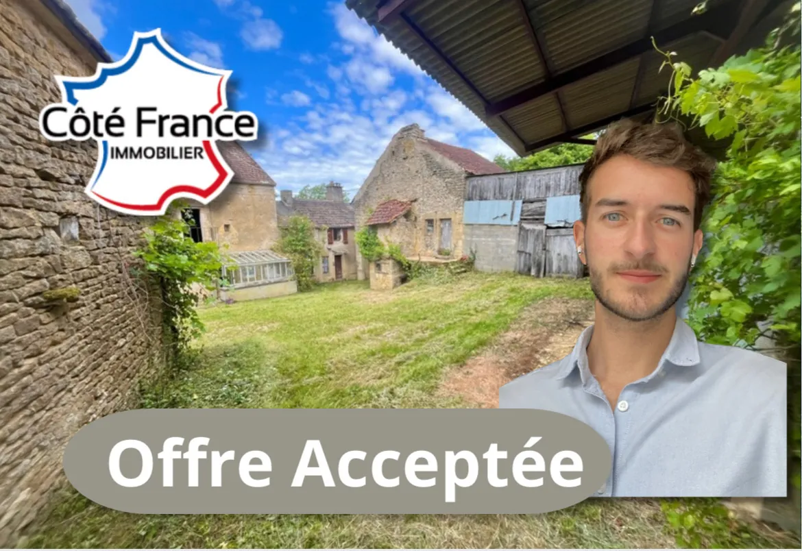 Ferme à rénover dans la campagne bourguignonne à Nuars avec potentiel de 70 m² habitable