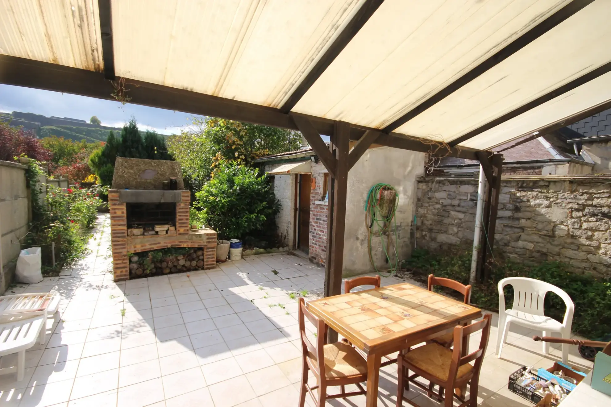 Maison de maître à Givet proche centre-ville et commodités – 160 m²