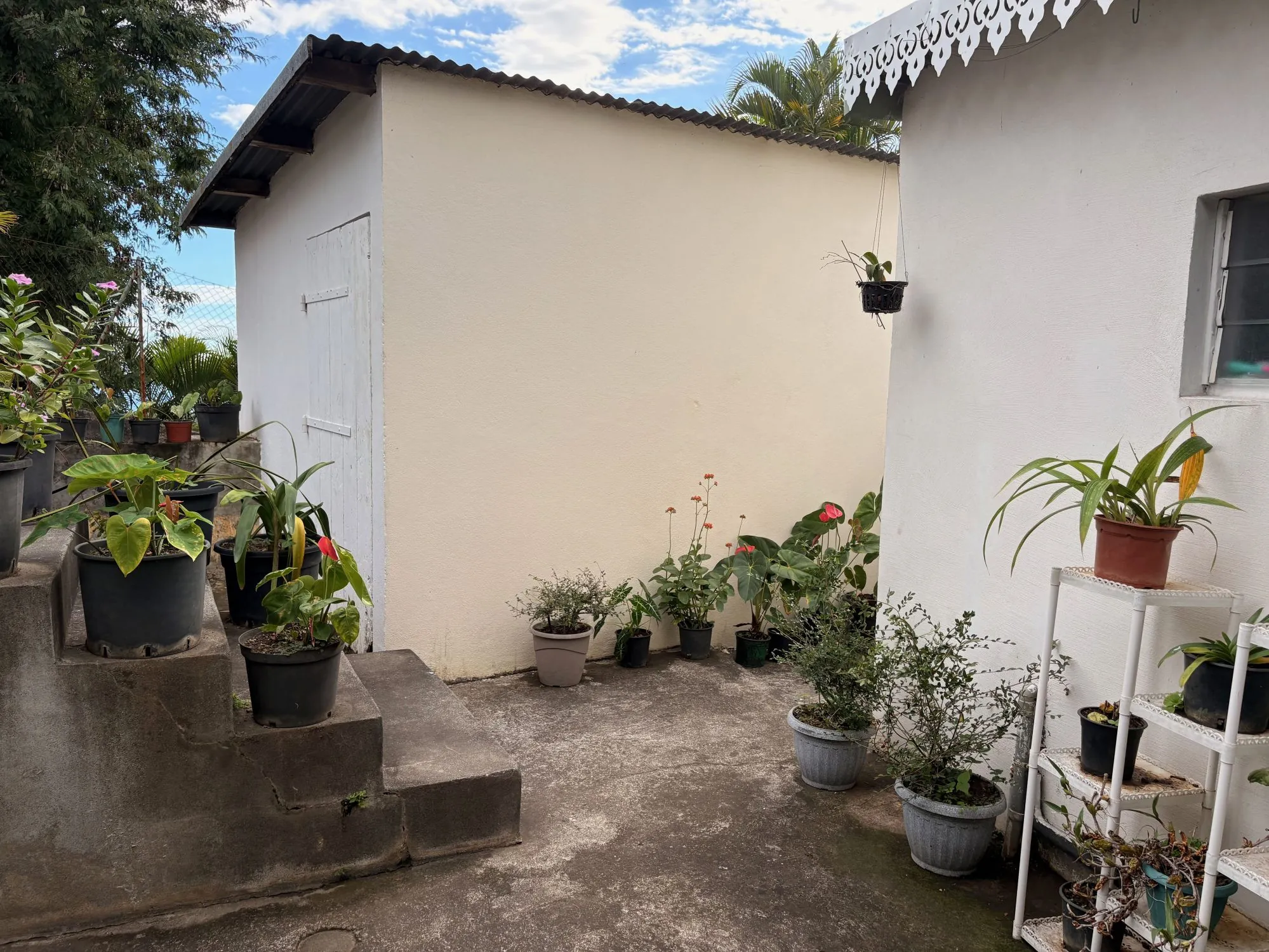 Maison à rénover à L'Étang-Salé-les-Hauts avec fort potentiel d'investissement