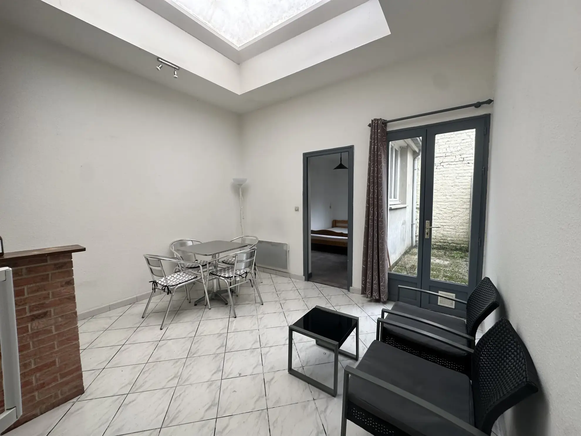 Appartement T2 avec cour à Lille Centre - Investissement ou Habitation