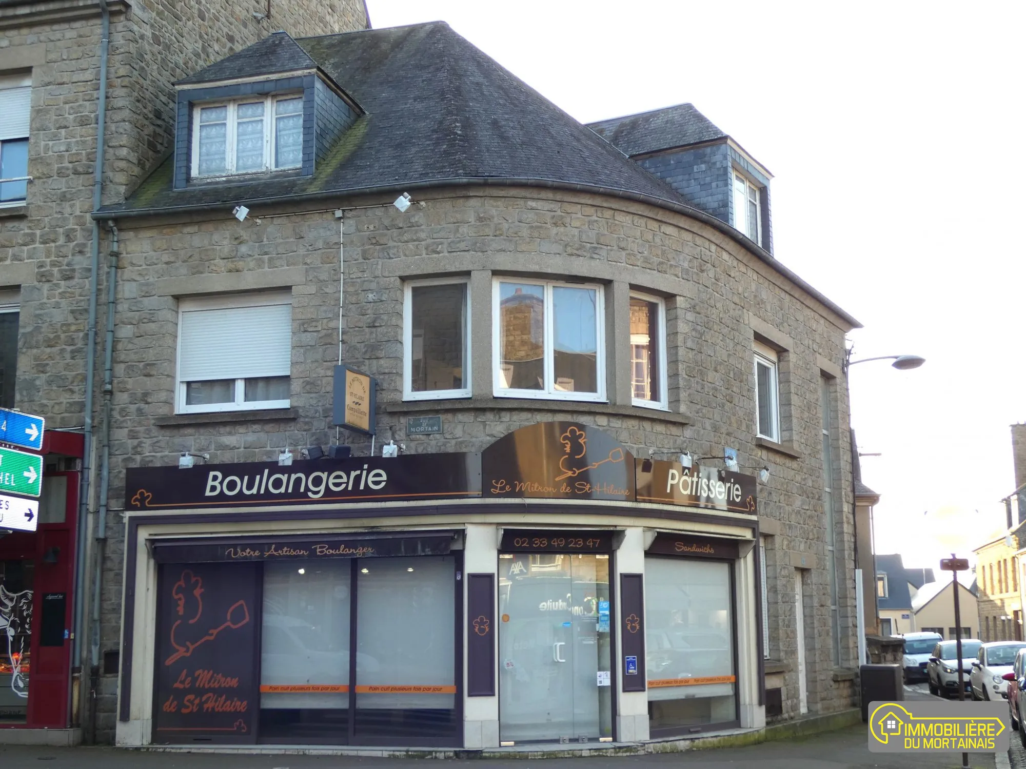 Immeubles en centre-ville à Saint-Hilaire-du-Harcouët - Investissement et rénovation