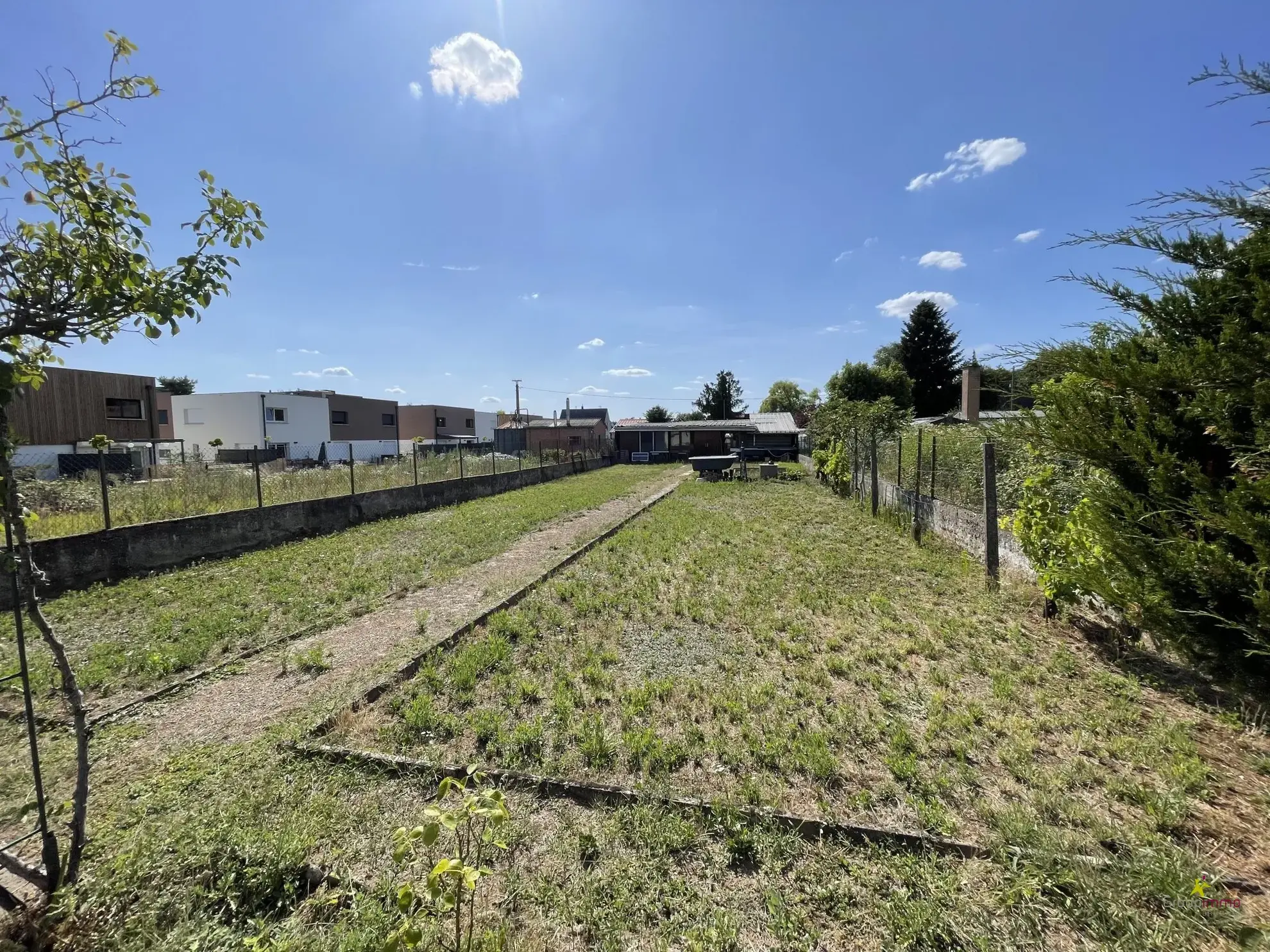 Terrain constructible de 5,95 ares à Brumath, libre de constructeur
