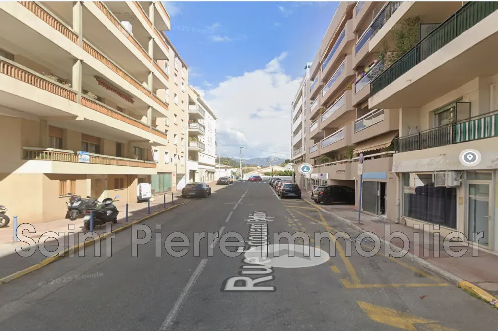 Parking couvert sécurisé en centre-ville de Cagnes-sur-Mer